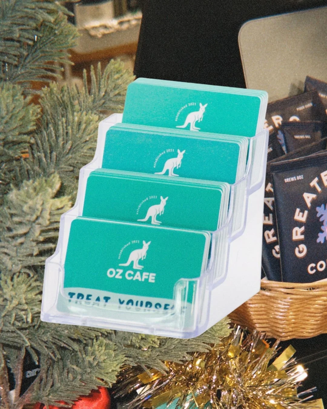 🎄 Christmas Shopping? 🎄

Oz Cafe gift cards are 0% stress and give 100% delicious-ness!

Perfect for:
☕ Coffee lovers
🍞 Loaded toast enthusiasts
🎅 Last-minute legends
🎁 Everyone else

Available in store or online! There's still time to get one b