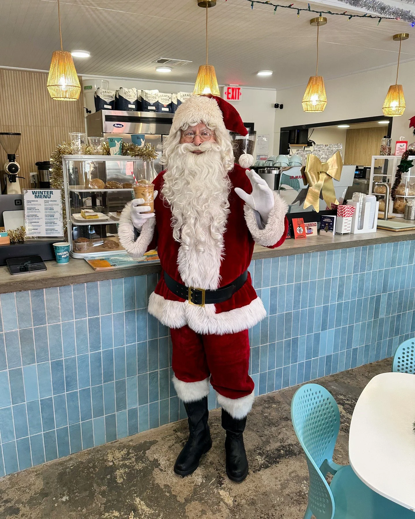 Merry Christmas, legends! 🎅☕️🎄

We are so grateful for all of you and this amazing community. Enjoy every moment today ❤️ 

#beaumont #beaumonttx #ozcafe #coffee #coffeeshop #christmas #merrychristmas #cafe #santa