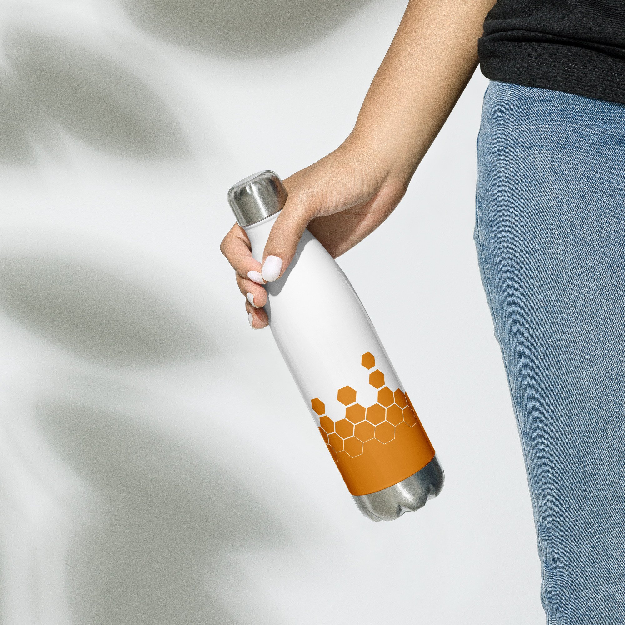 stainless-steel-water-bottle-white-17-oz-front-2-68718acc41824.jpg