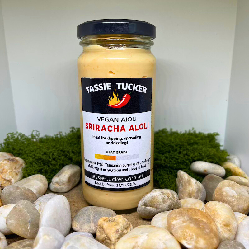 sriracha aioli.png
