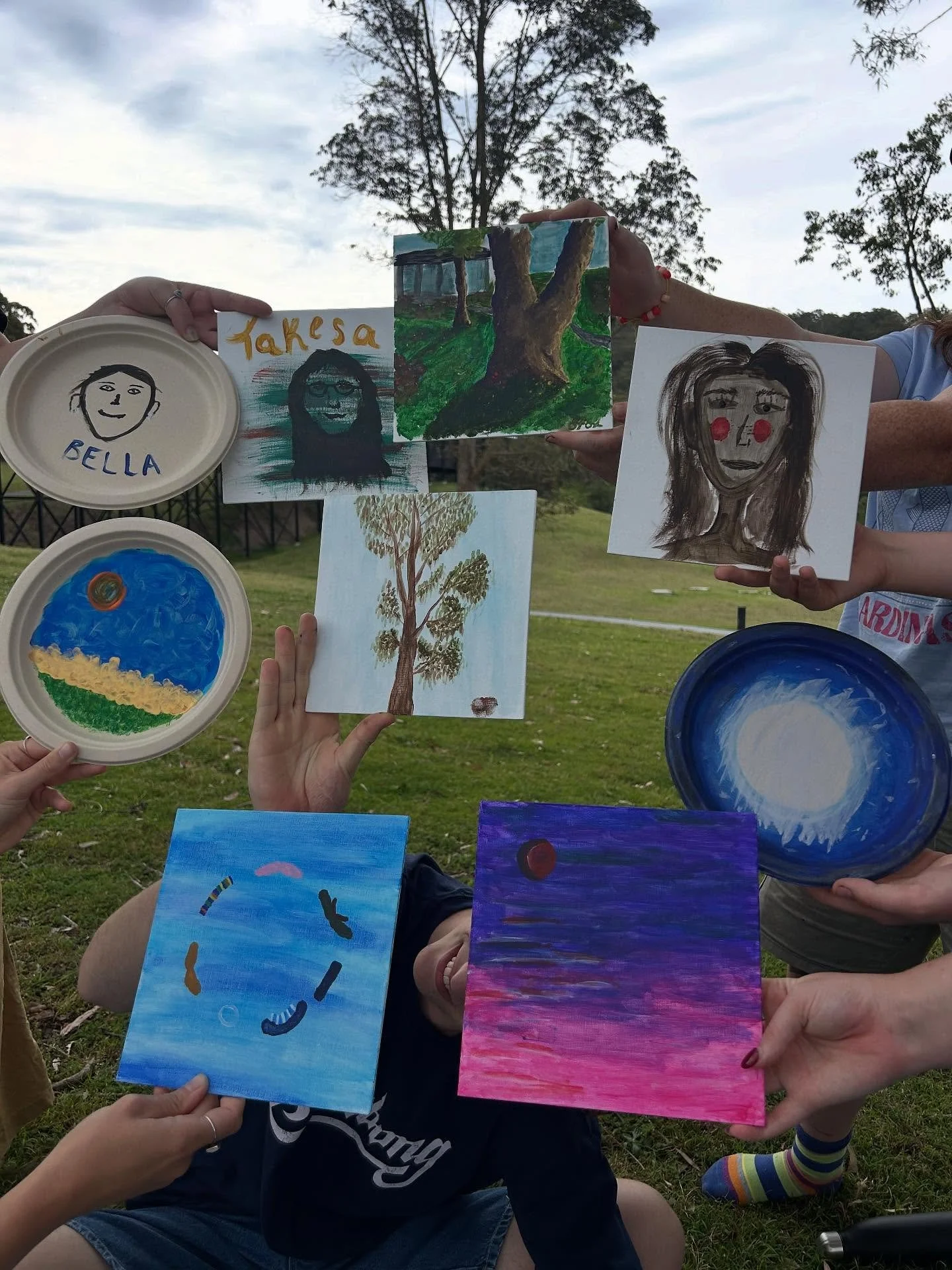 A memory from October 🌸🌱🎨💙

In the last holidays, we held an over 18s Wellbeing Day! It was the perfect time to reset, relax and reflect upon the year before we head into the final term. Full of connection, mindfulness and some beautiful painting