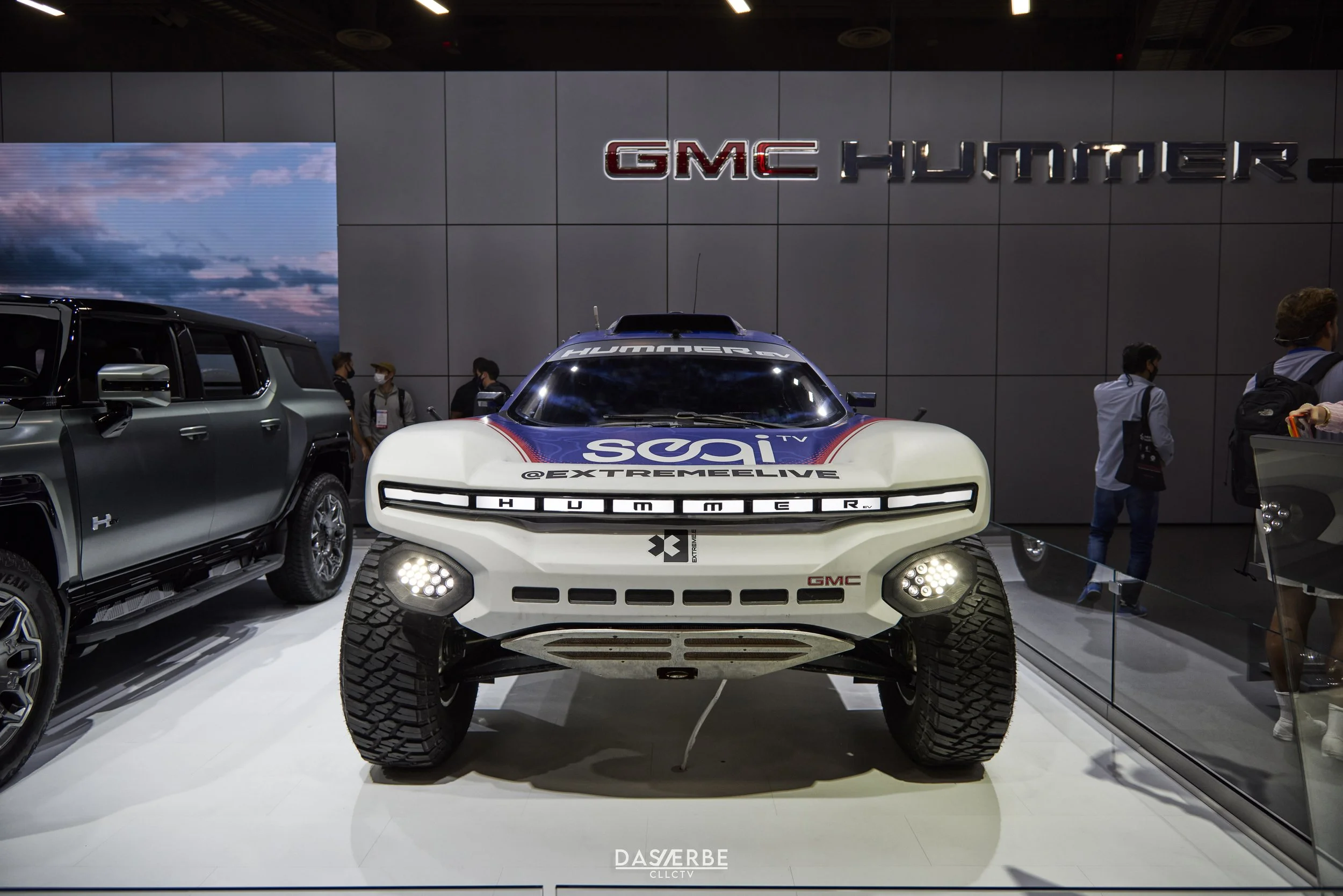 SEMA_110221_HERO_108 copy.jpg