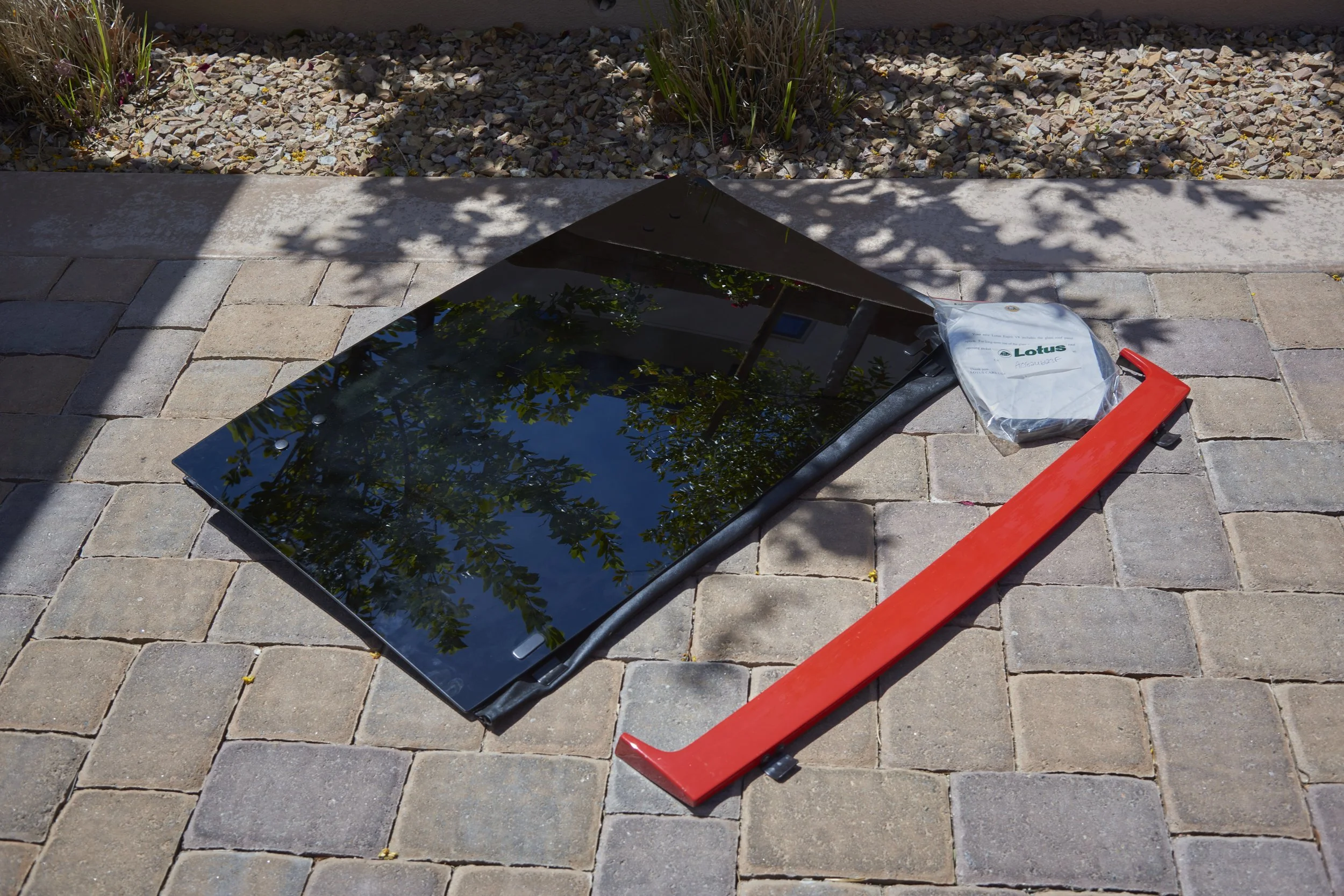 GLASS_TOP.jpg