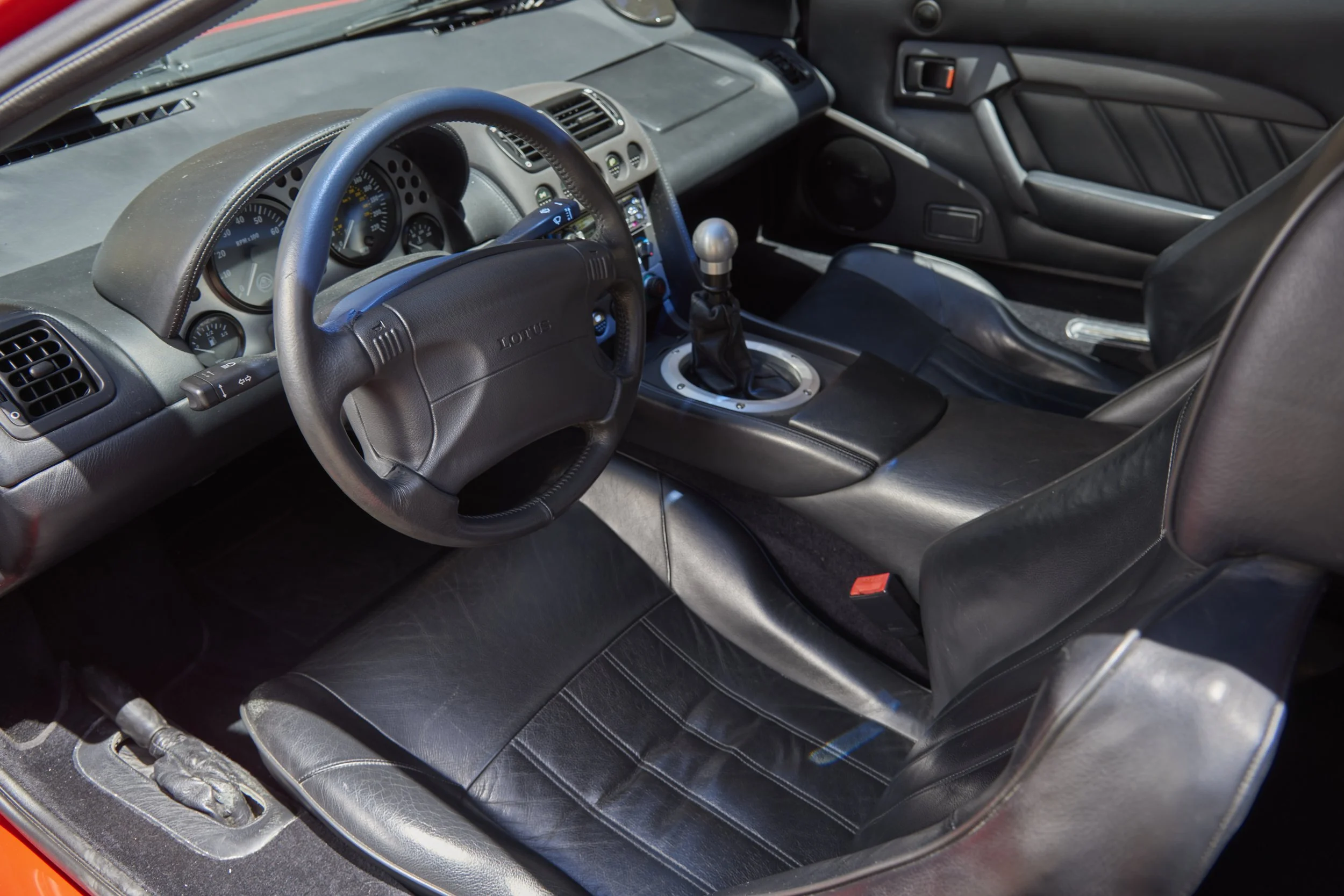 INTERIOR_3.jpg