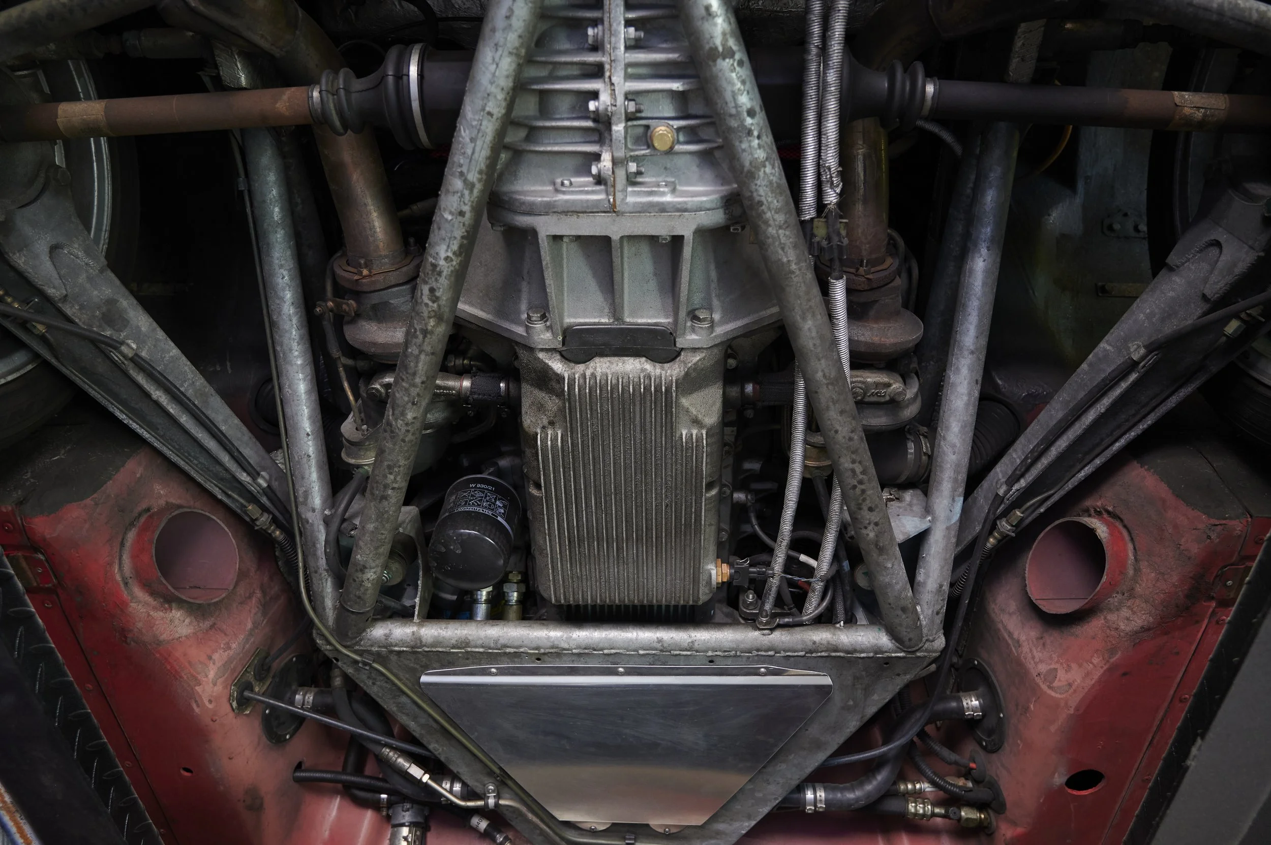UNDERSIDE_6.jpg