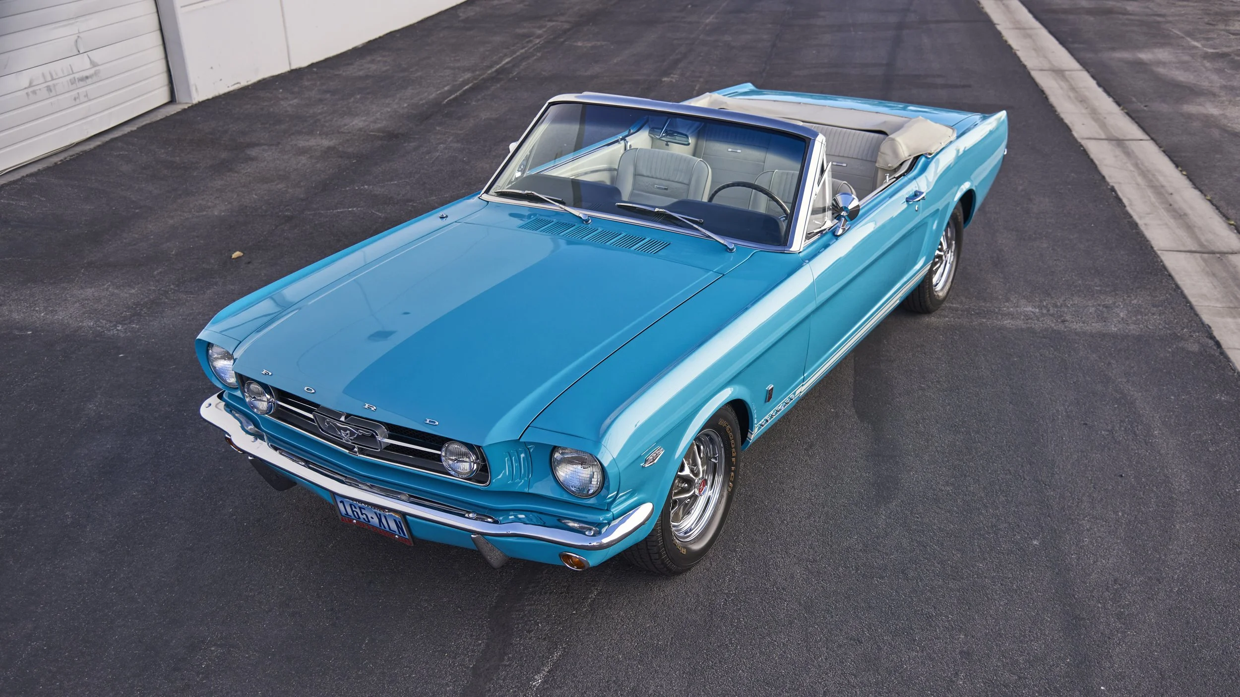 MUSTANG645VERT_052122_HERO_07.jpg