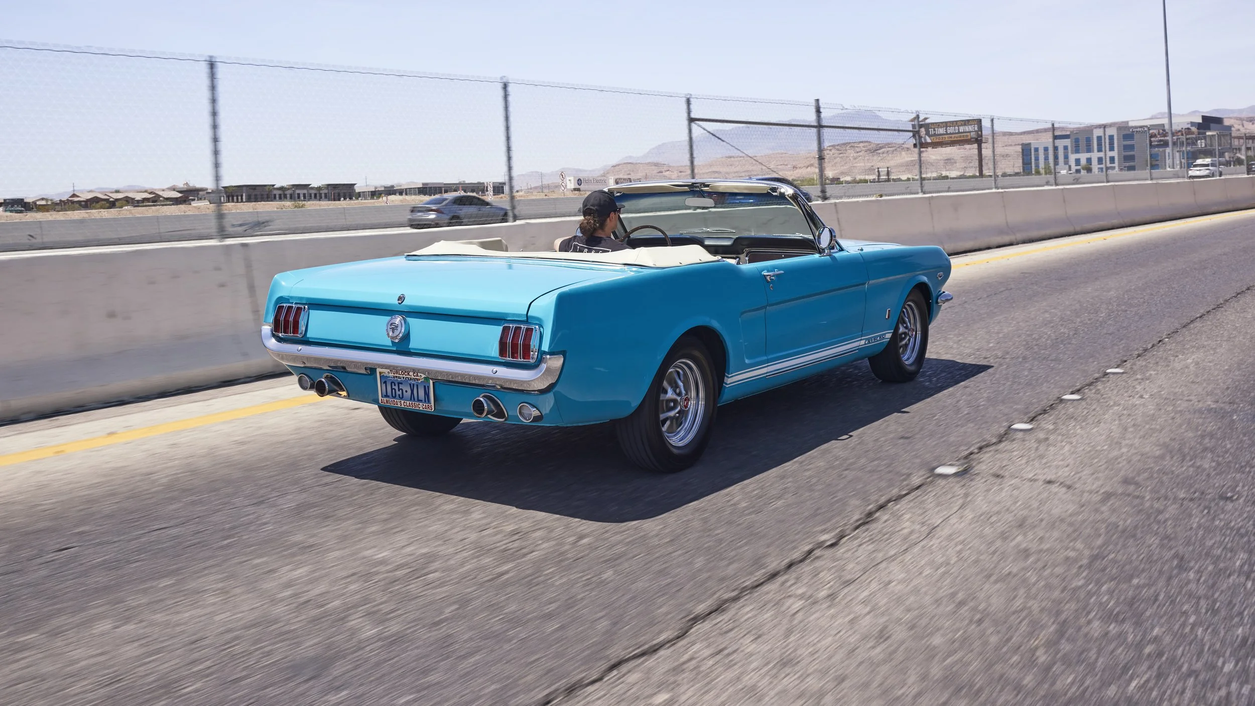 MUSTANG645VERT_052122_ROLLER_03.jpg