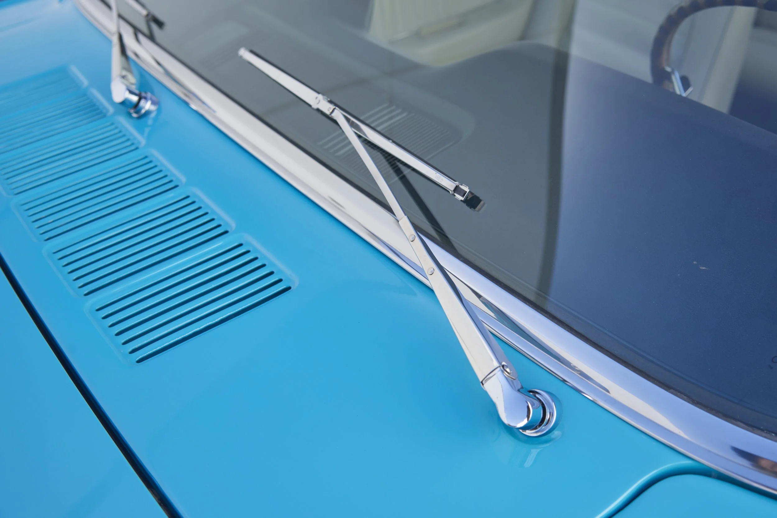 MUSTANG645VERT_052122_36.jpg