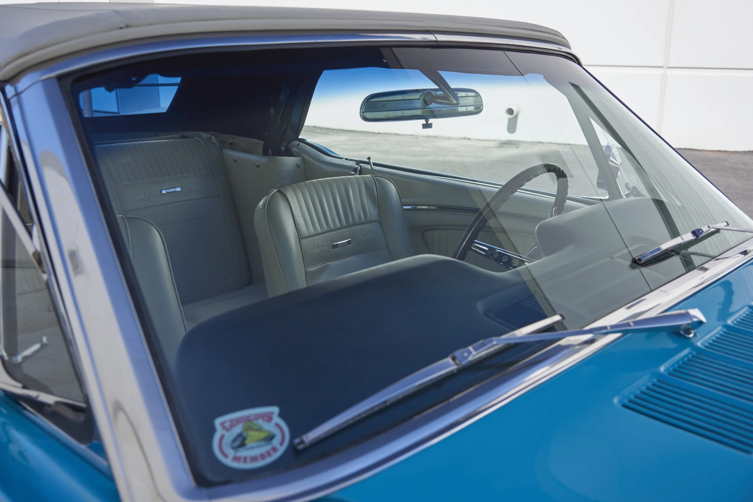 MUSTANG645VERT_052122_61.jpg
