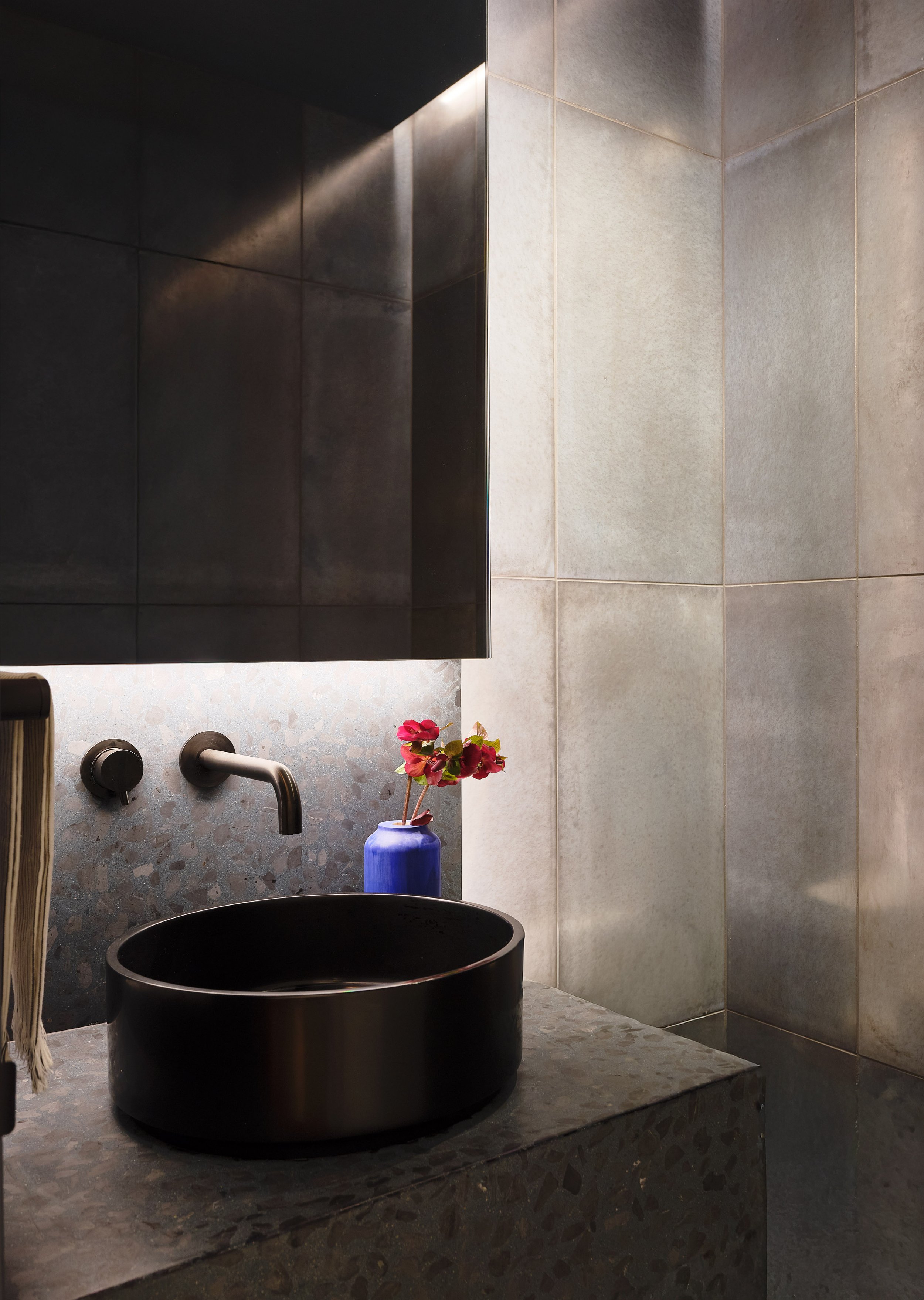 Studio-Ovo-SanFrancisco_Lakeshore_Powder-Room_07.jpg