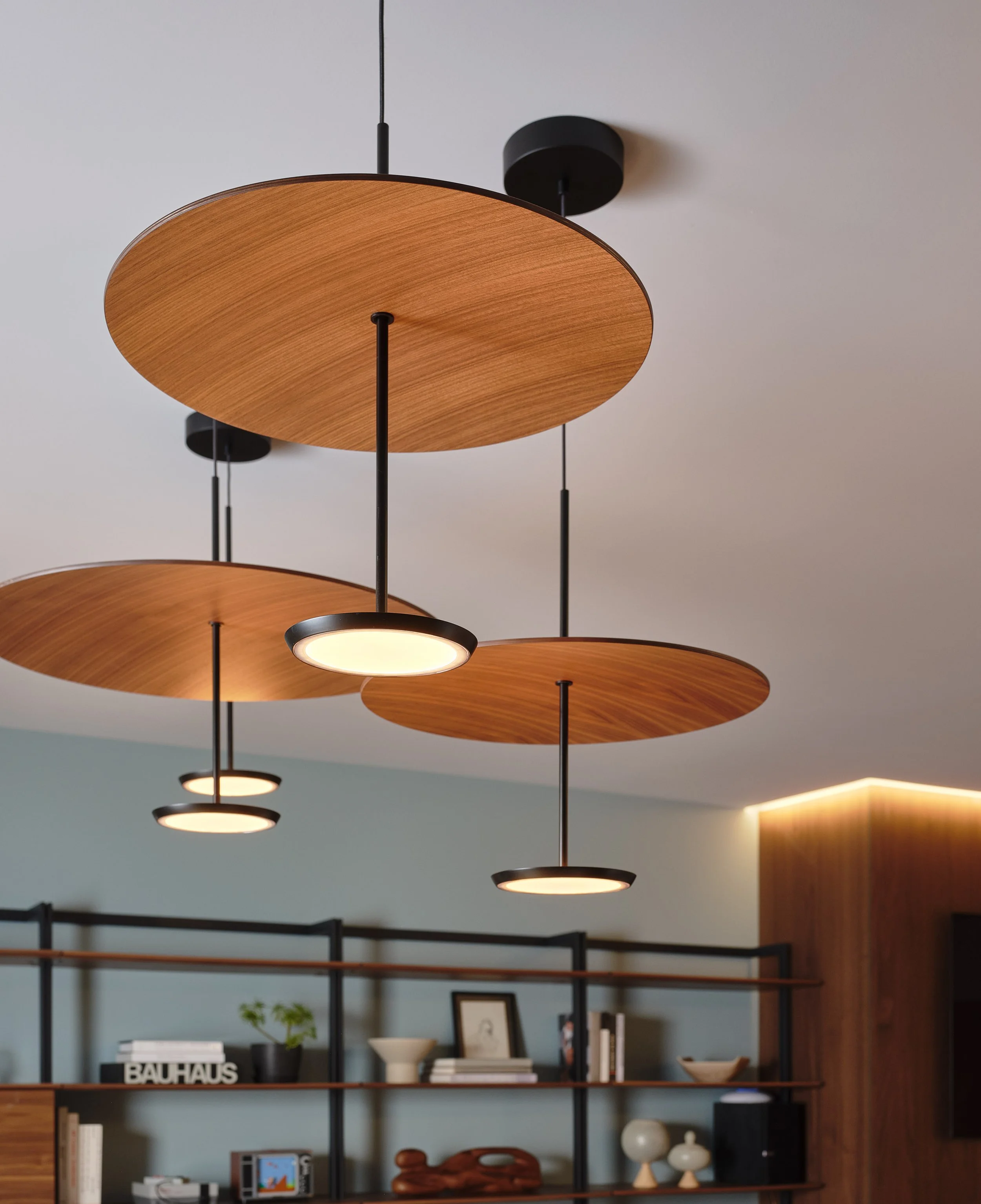 Sculptural pendant lighting in the living room