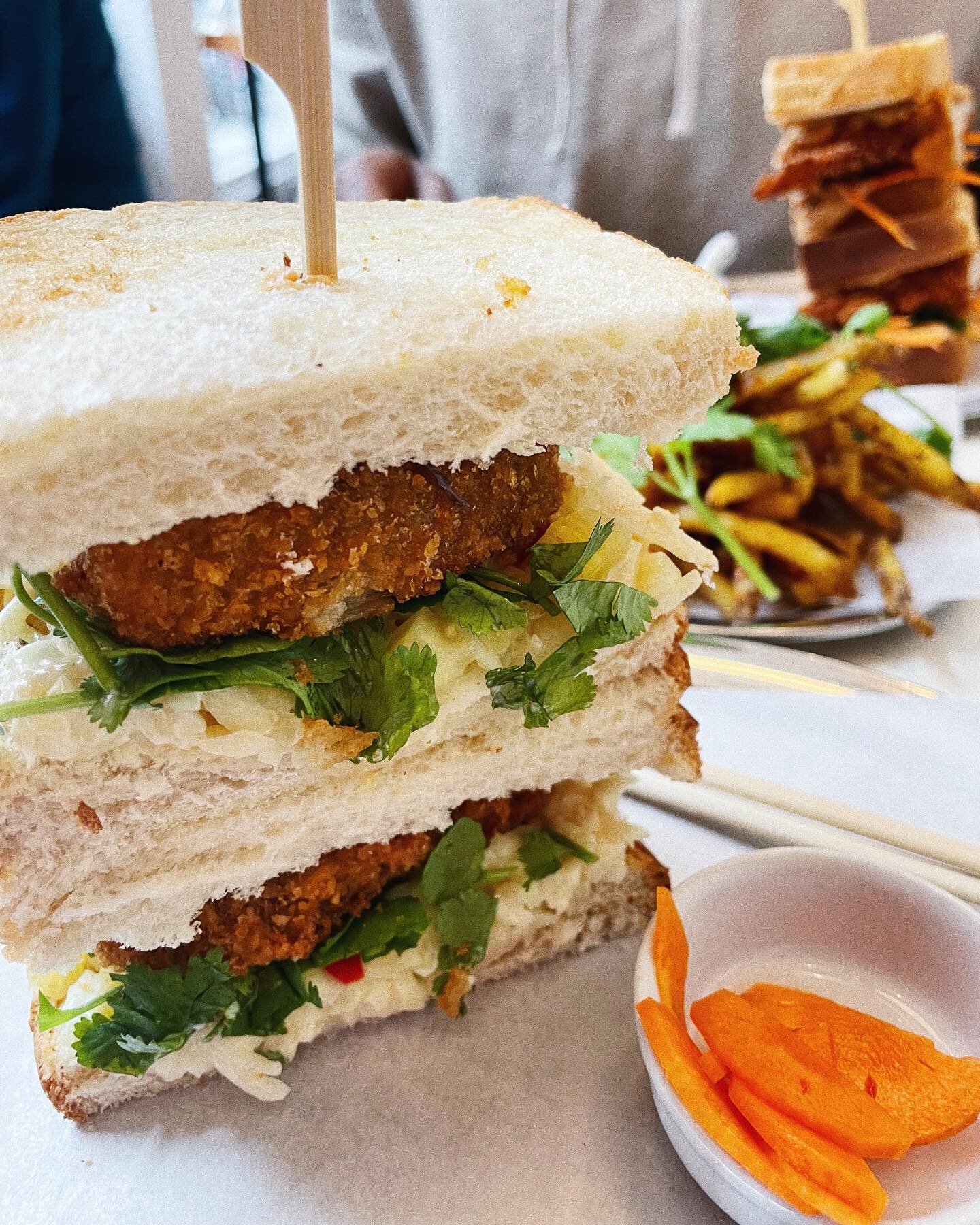 Delish aubergine katsu sandwich for lunch with Sichuan fries at the new lunch hot spot @dashidiner in Mitte - an area I&rsquo;ve lived in for seven years when there was nothing (almost ten years ago), which is okay, because I couldn&rsquo;t afford to