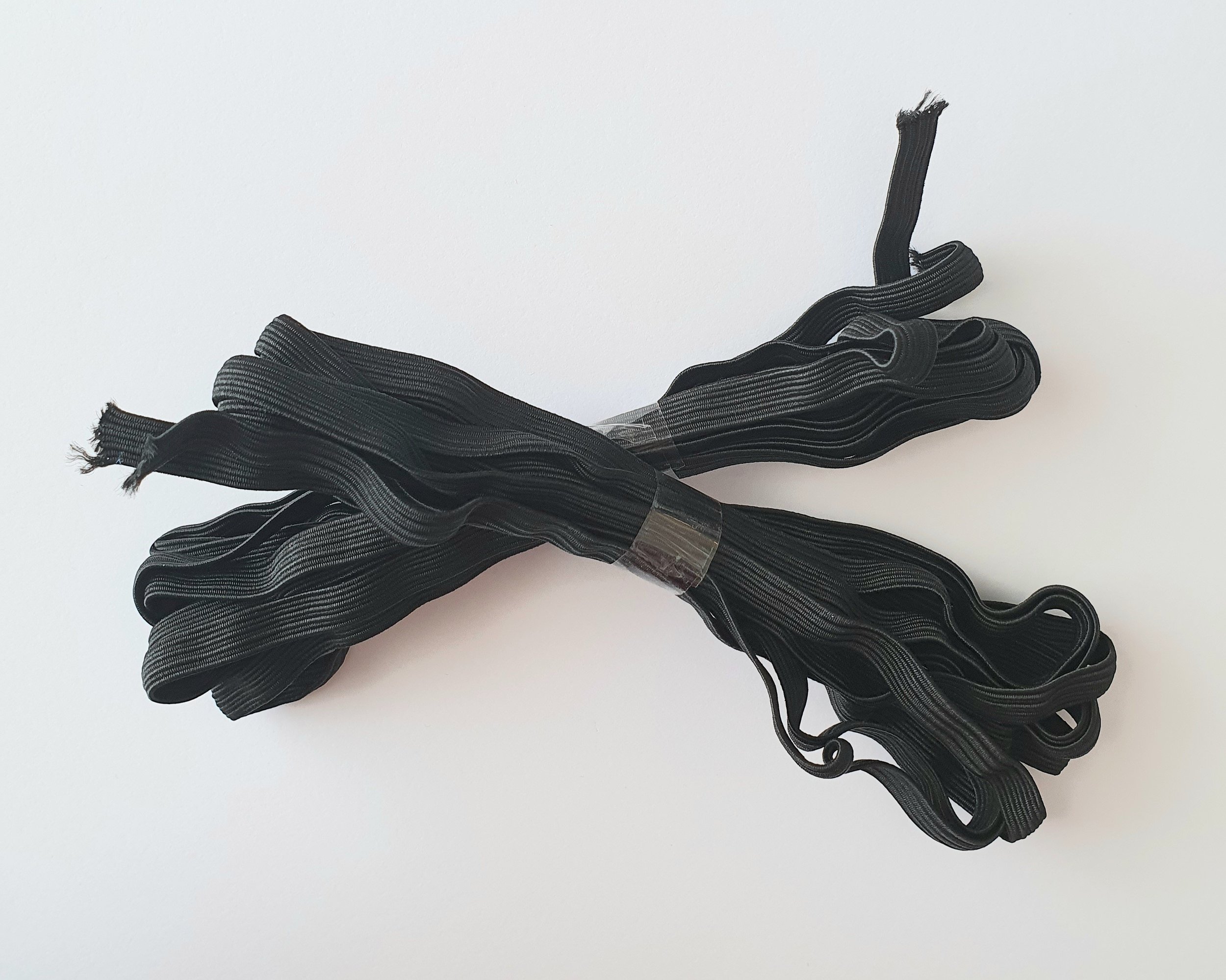 elastic bundle black .jpeg