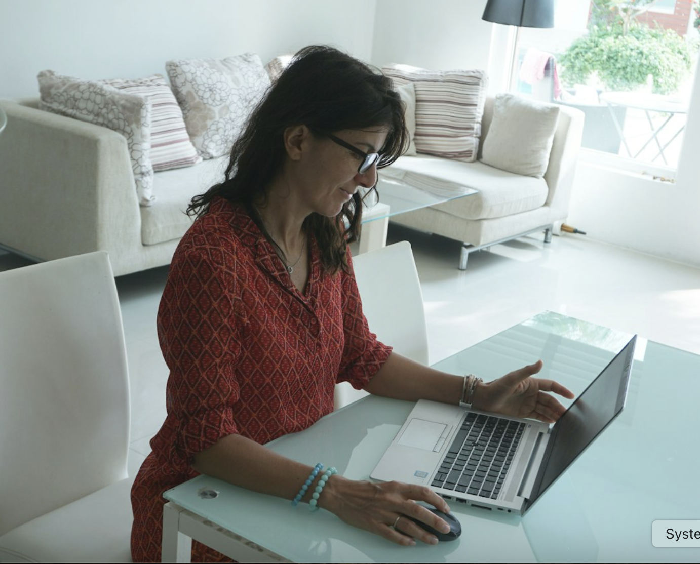 How Virtual Assistants in Sales Roles Enhance Profitability and Scalability