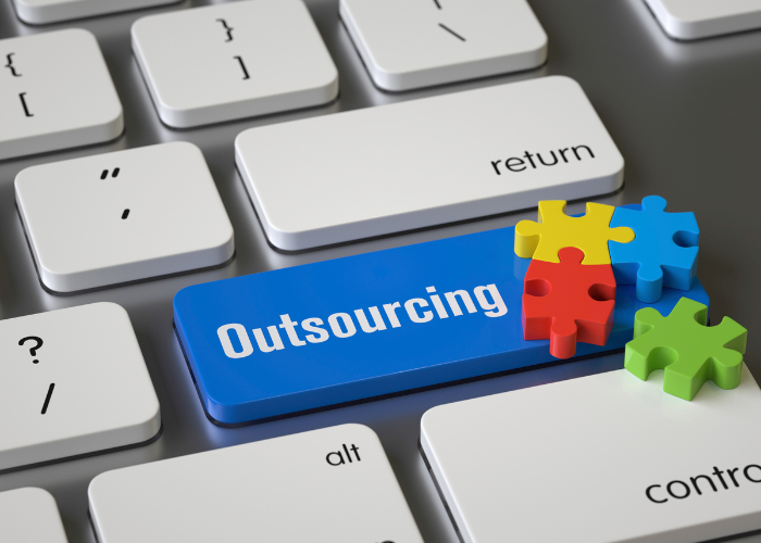 10 Tasks You Can Outsource to a Virtual Assistant Today