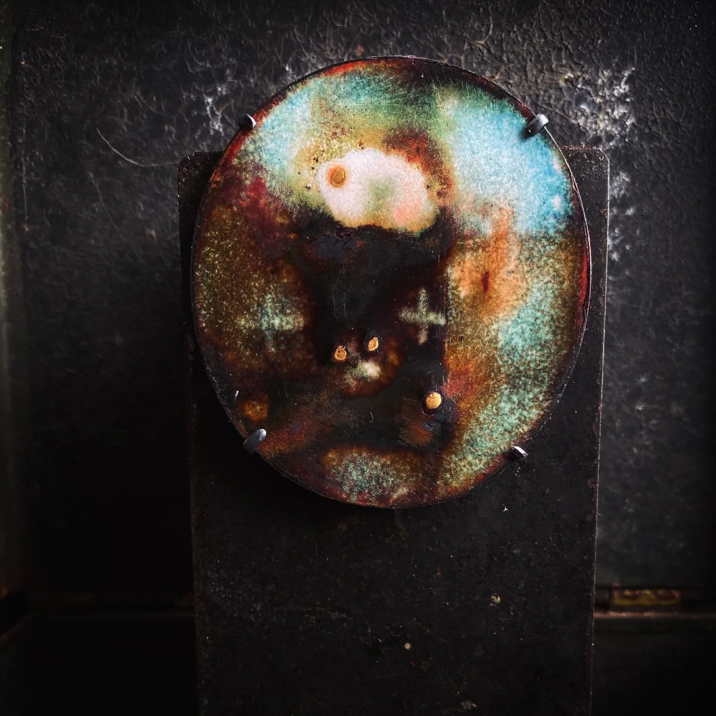 Warmth and peace and thanks to everyone who has supported me this year, it&rsquo;s been lovely. If you are still looking for a last minute jewel to gift, can I suggest at trip to @atworkgalleries where you can find some fabulous jewellery -including 