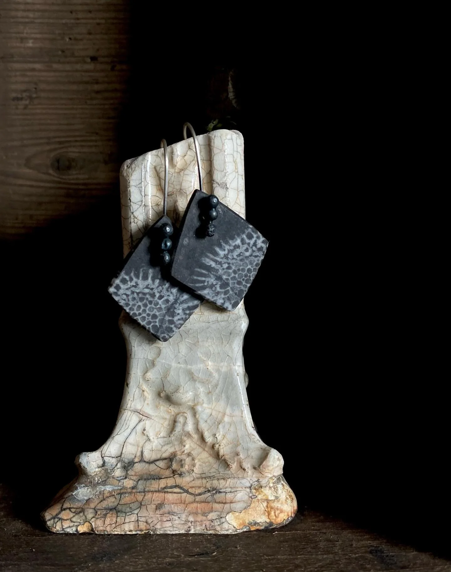 I&rsquo;ve popped up on my own website with a few pairs of earrings for those of you who want to support independent makers when buying your Christmas gifts. Orders by the 19th please.  @alisonboycejewellery #alisonboycejewellery #independent #handma