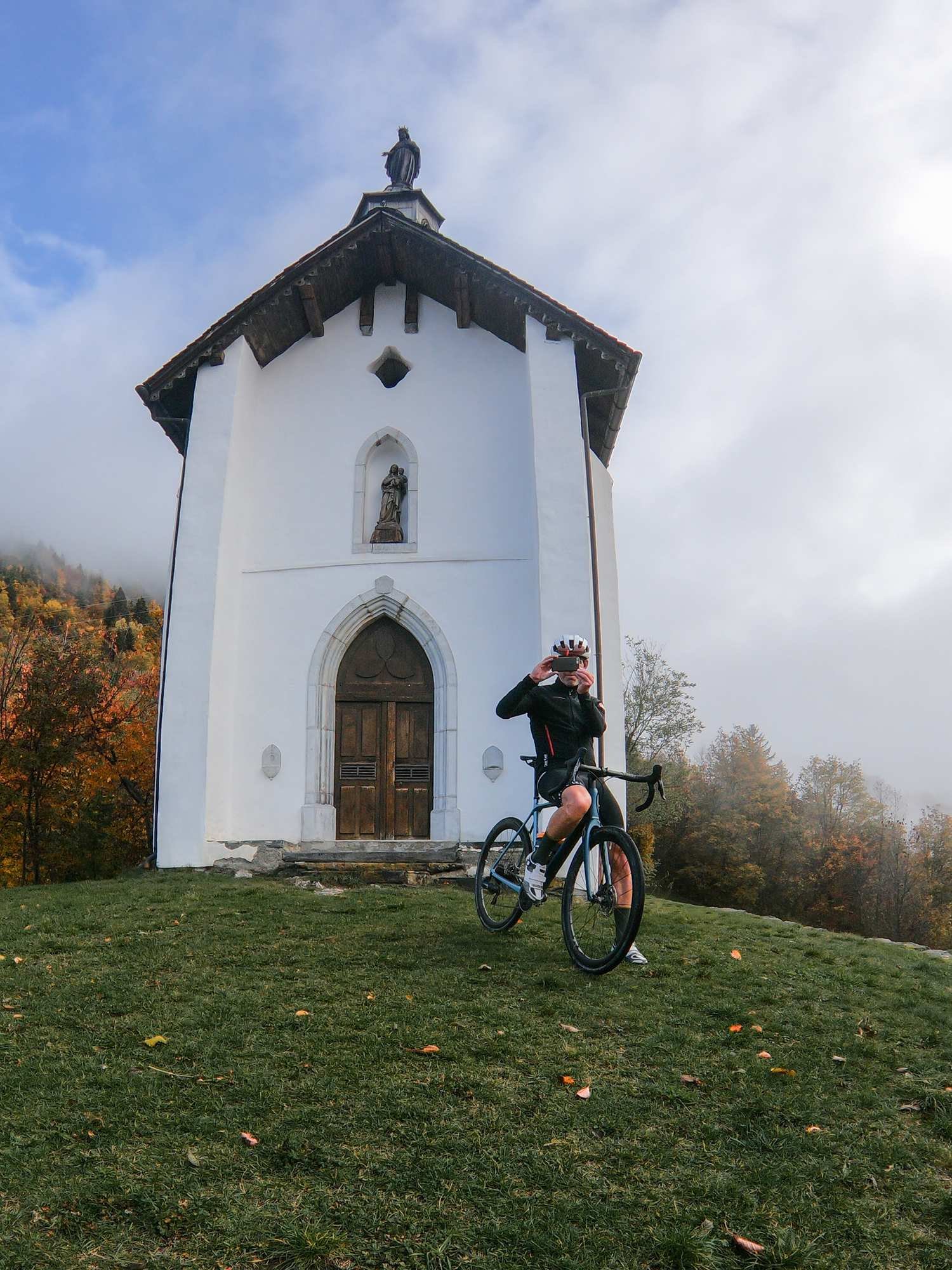 Spectacular Alpine gravel roads of the Tarentaise Valley_tour_17.jpg