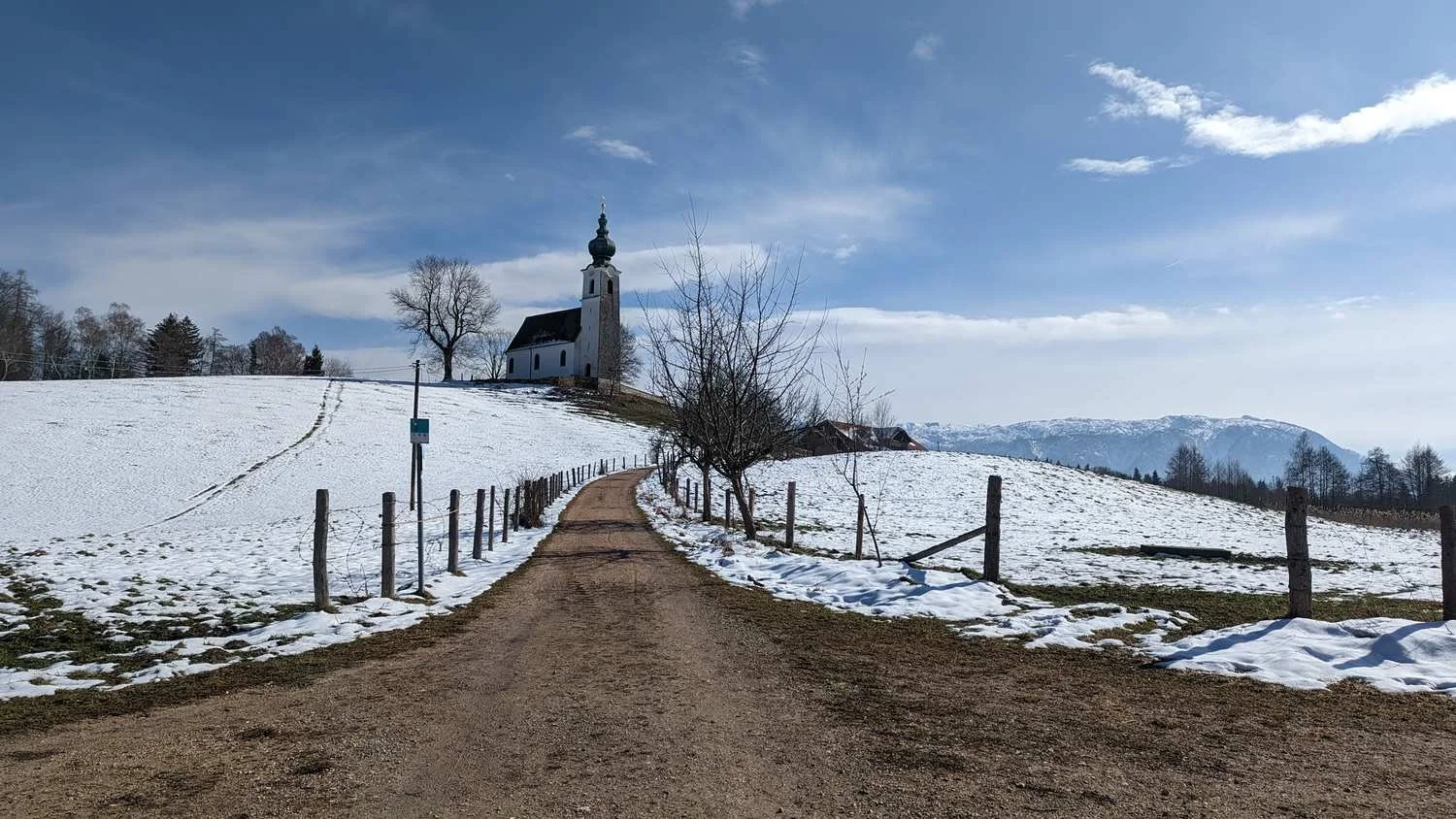 Graveltouren_zwischen_Chiemgau_Berchtesgadener_und_Salzburger_Land_mit_Hund_und_Anhnger_tour_2.jpg