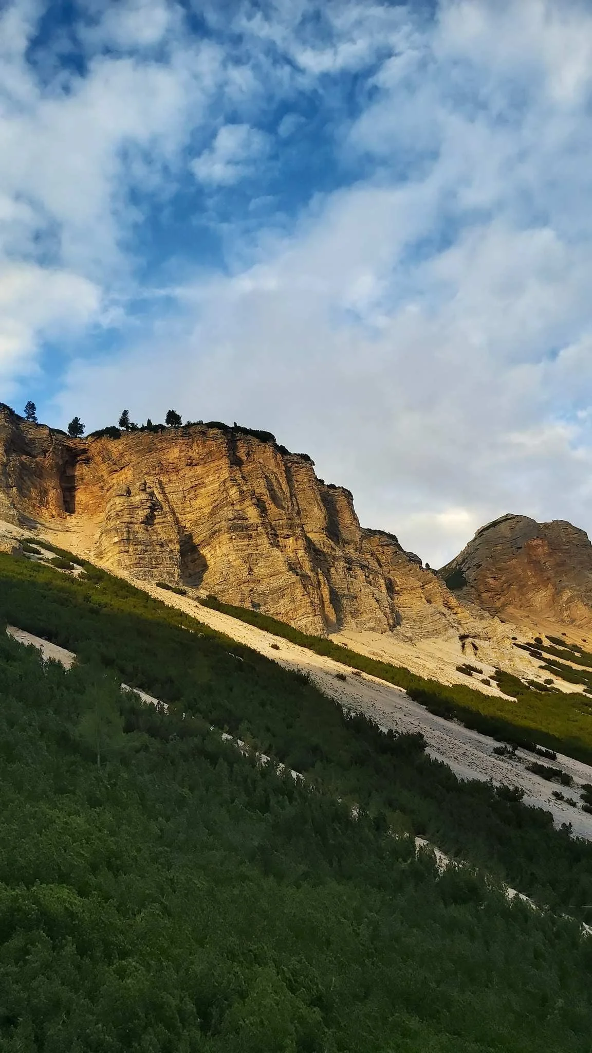 _Op_expeditie_in_de_Dolomieten_-_5_dagen_bikepacken_in_Itali_tour_4.jpg