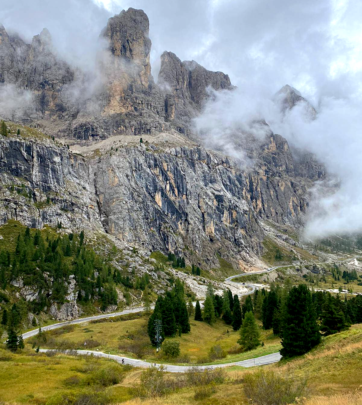 _Op_expeditie_in_de_Dolomieten_-_5_dagen_bikepacken_in_Itali_tour_13.jpg