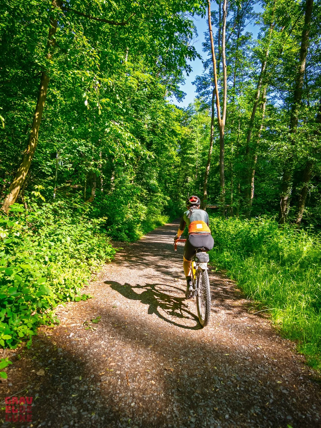 elbland-tour3-graveldeluxe-02.jpg
