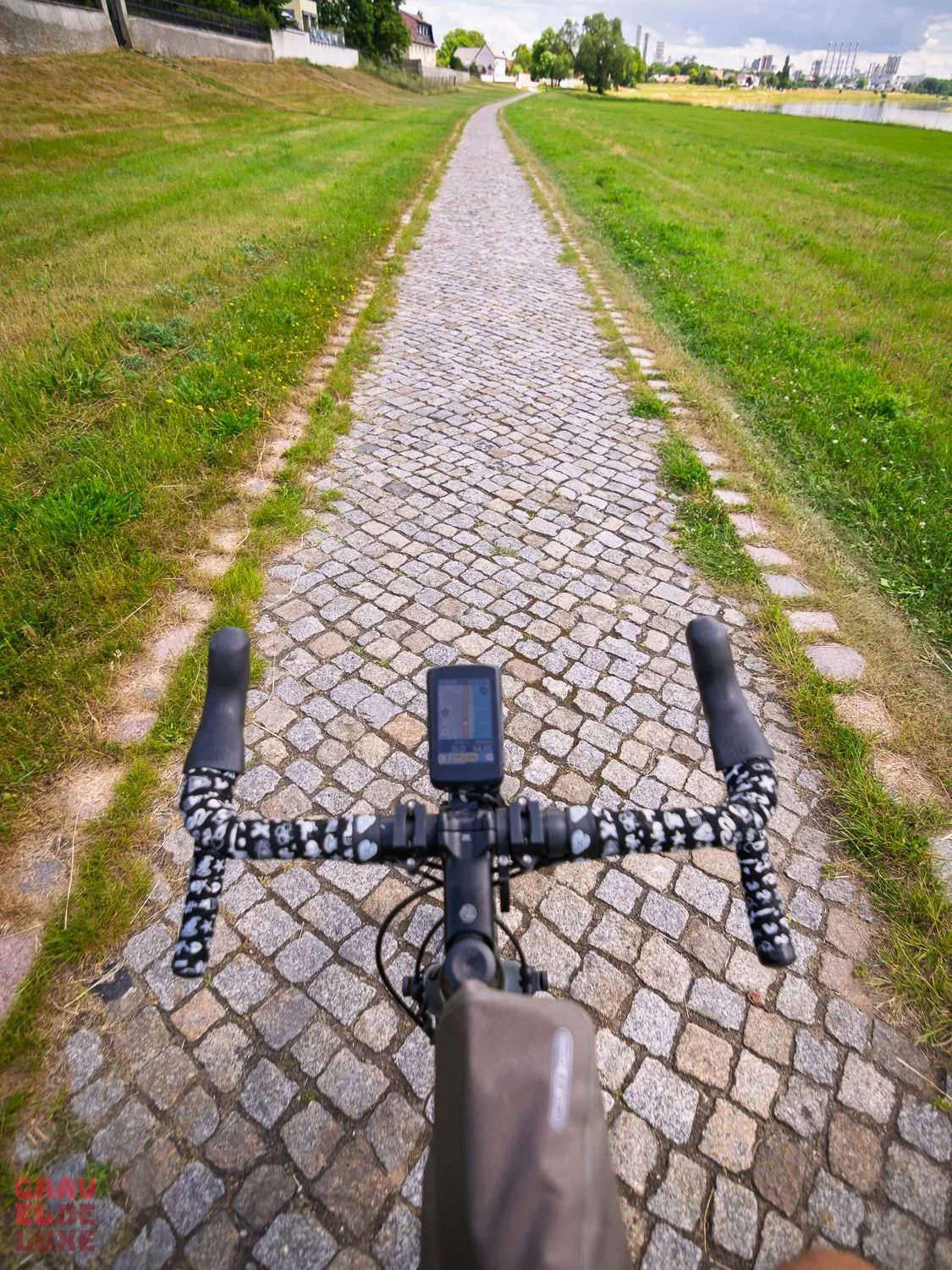 elbland-tour3-graveldeluxe-93.jpg