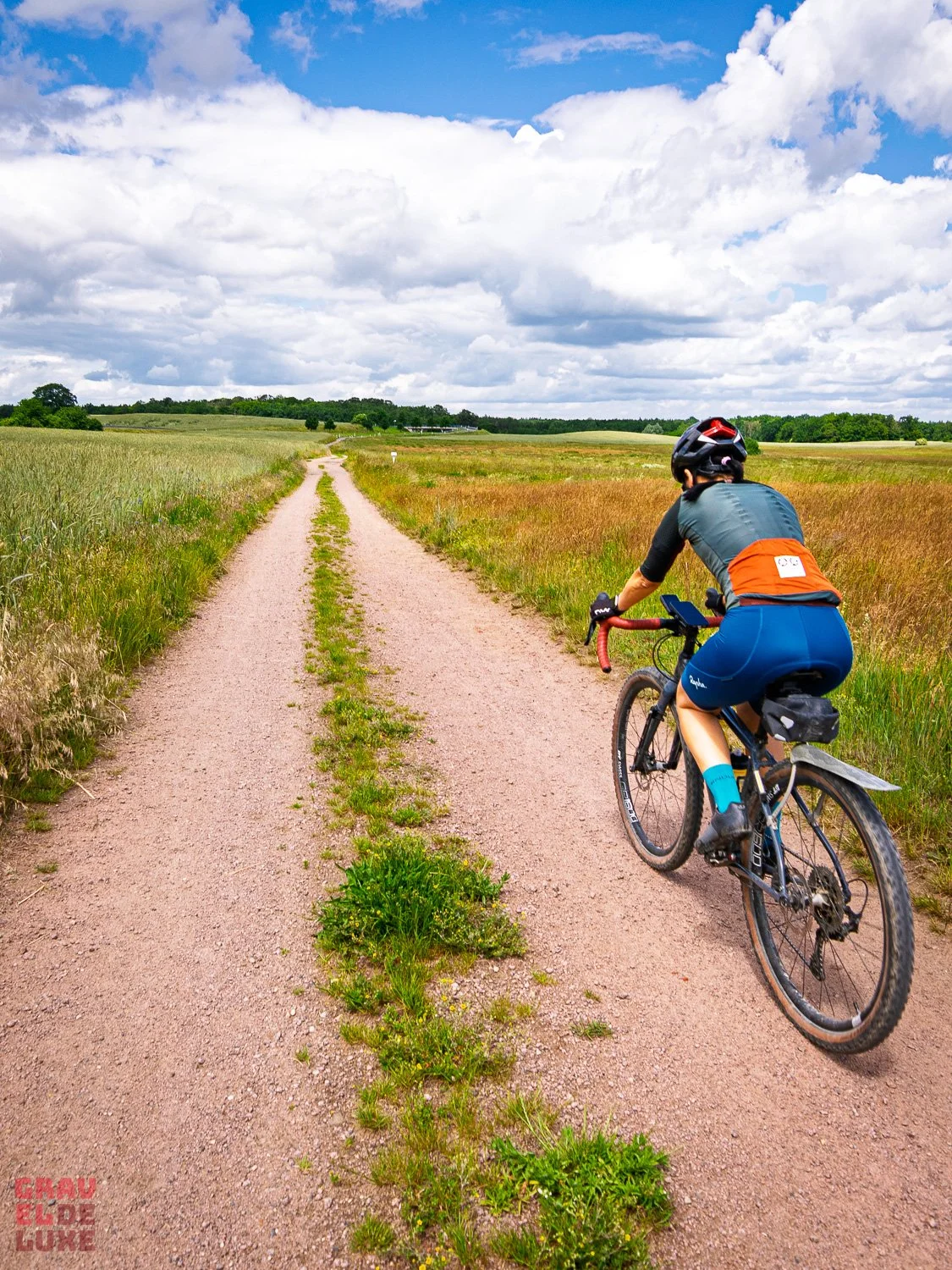 elbland-tour1-graveldeluxe-150.jpg