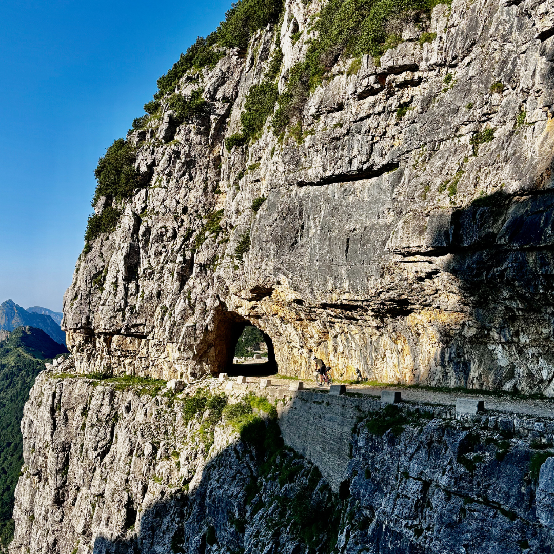 Gravelpacking Verona: 5 Tage Bikepacking zwischen Samedan (Engadin) und Verona