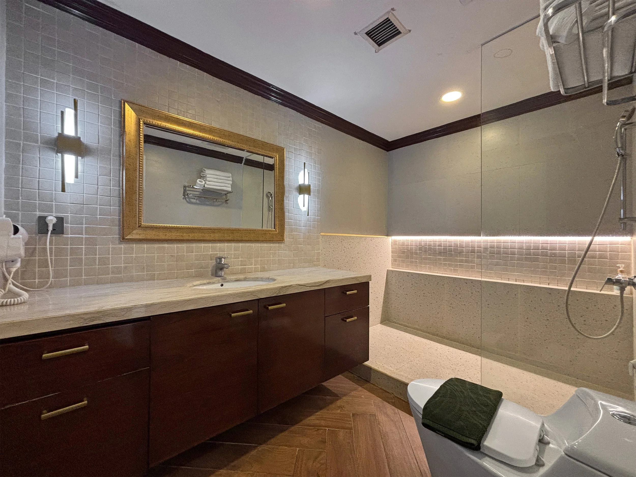 IMG_8753.jpg
