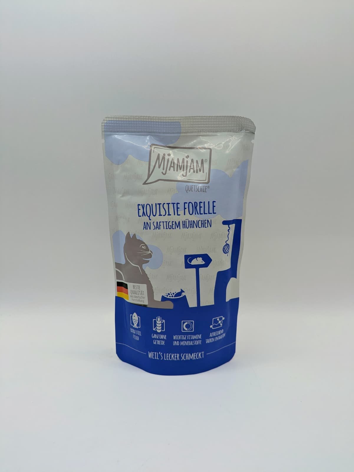 Trucha exquisita con pollo jugoso