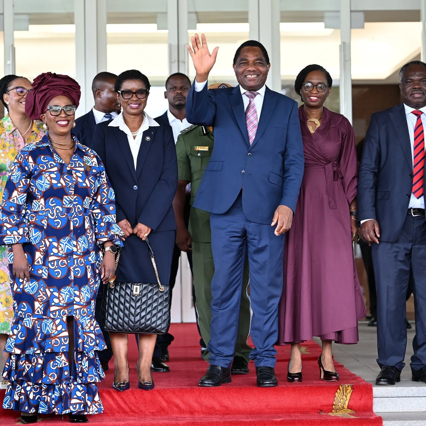 Power to the People! ⚡

Thank you to the delegates and organisers of the Continental Energy and Infrastructure Investment Forum. This conference is a vital step in our quest to end loadshedding once and for all. With 10,000 MW of power projects await