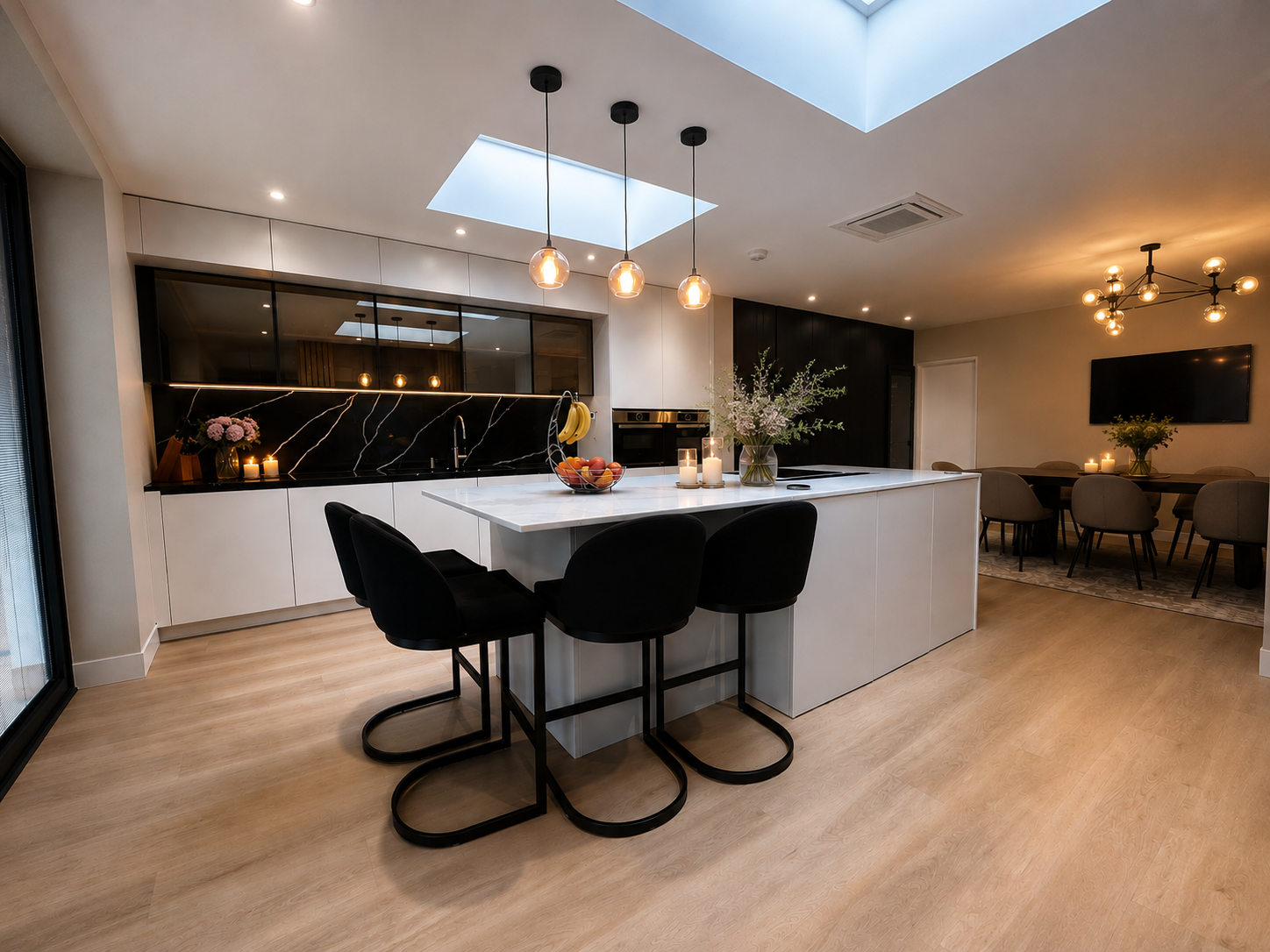 pICTURE FROM KITCHEN TO DINING.png