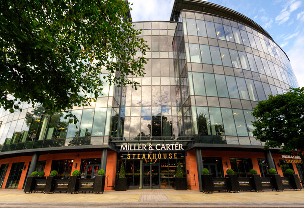 Medlock handover first Miller & Carter steakhouse