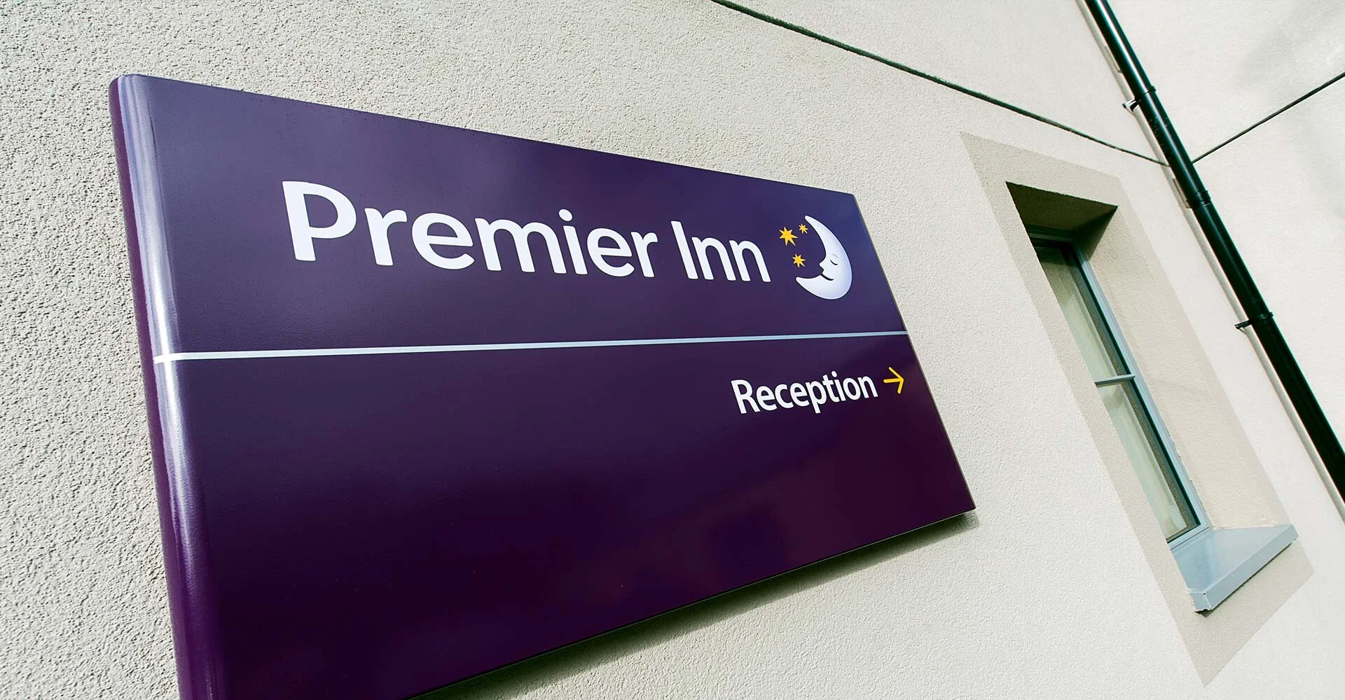 Premier win for West Brom