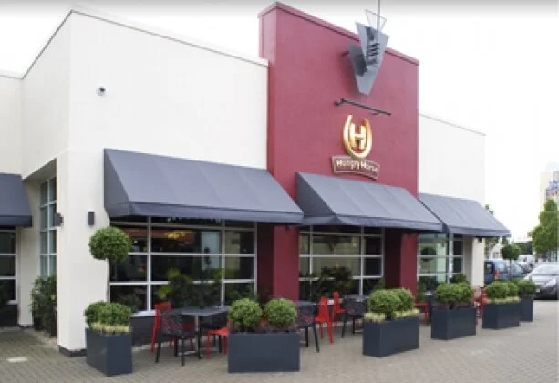 Hungry Horse - Cheshire Oaks.