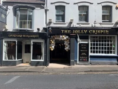 All hands on deck for Admiral Taverns