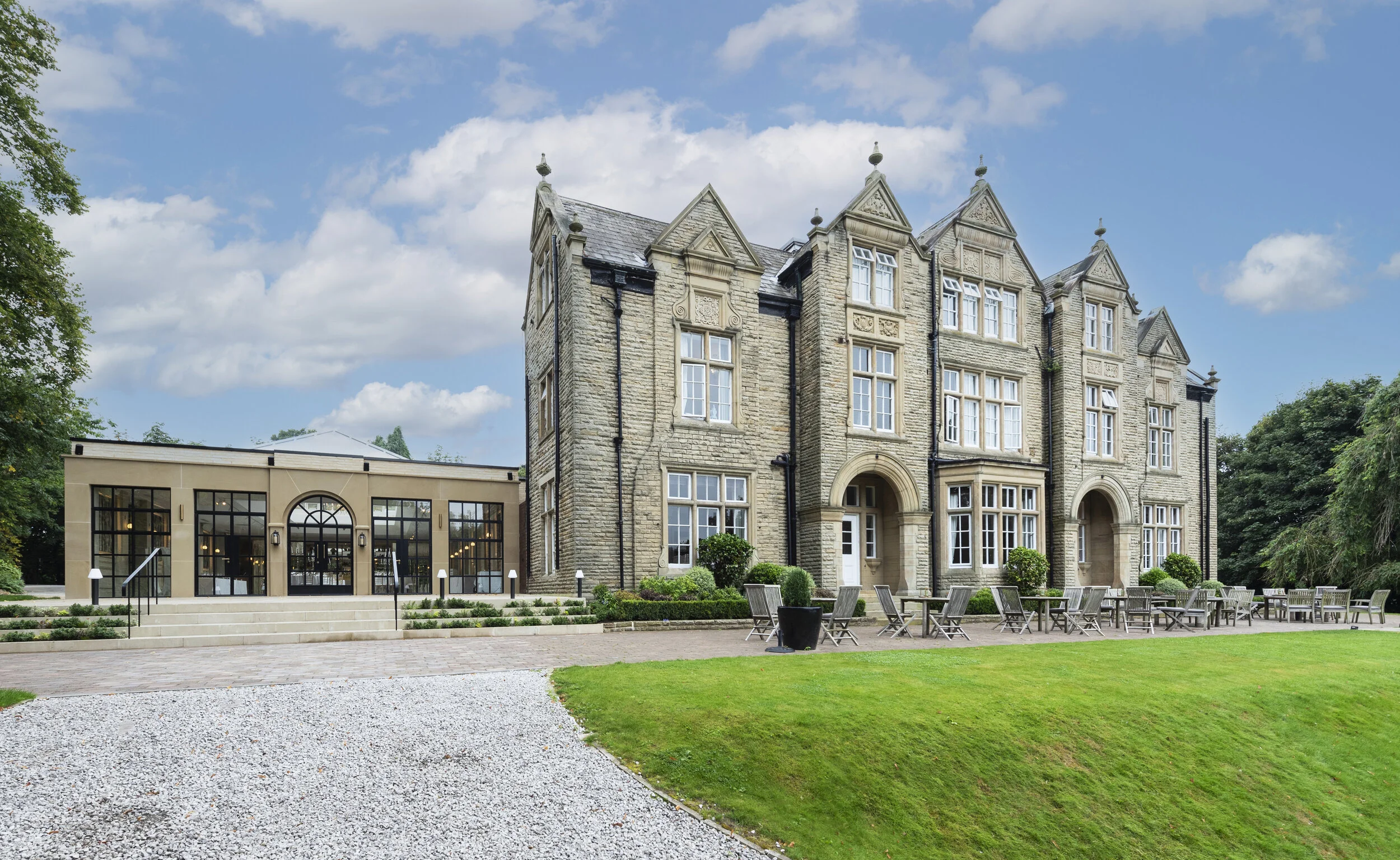 Love is in the air at Woodlands