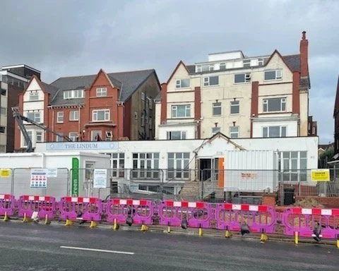 Oh we do like to be beside the seaside