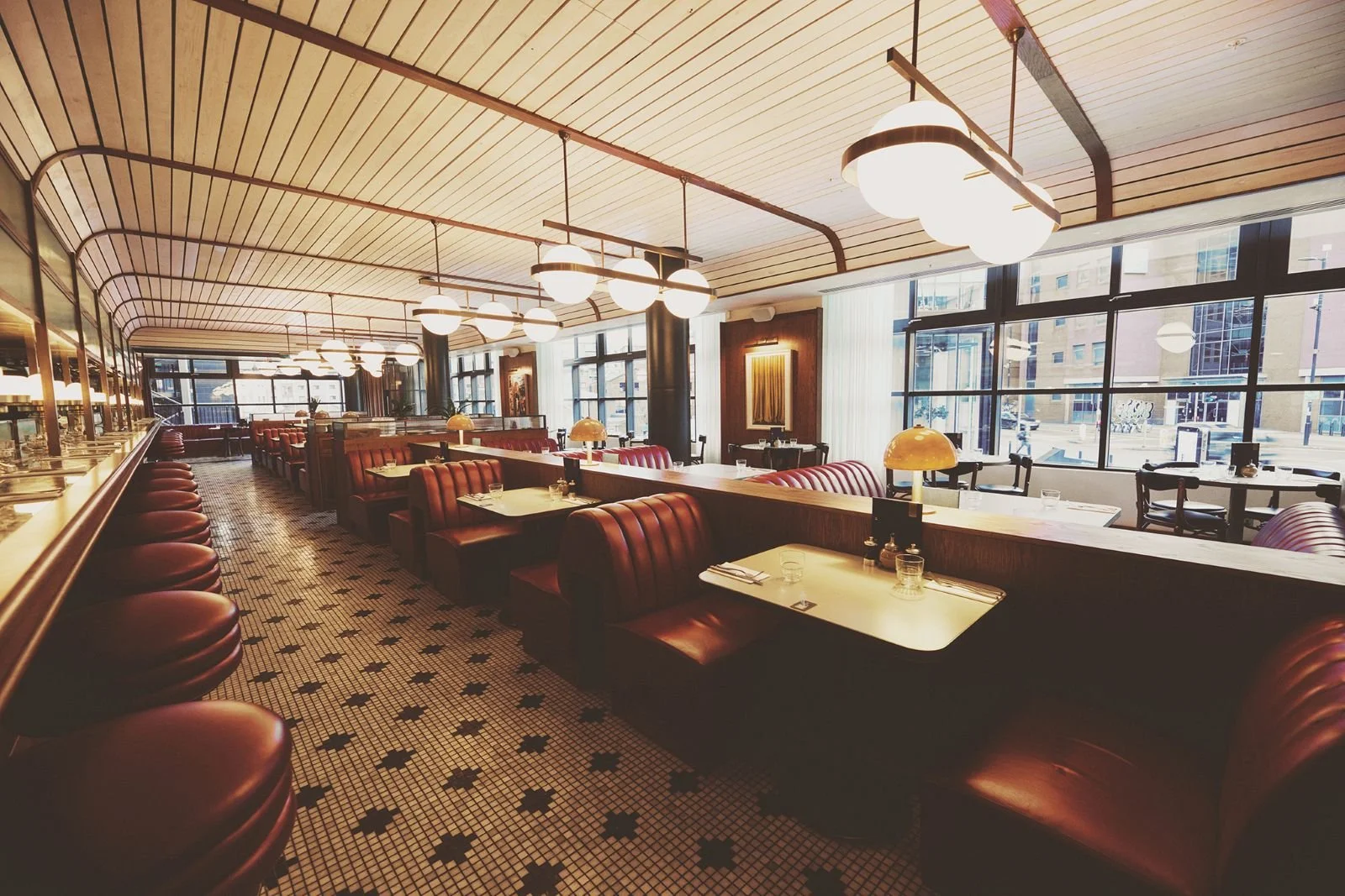 mollie's diner and bar manchester fit out by medlock diner area