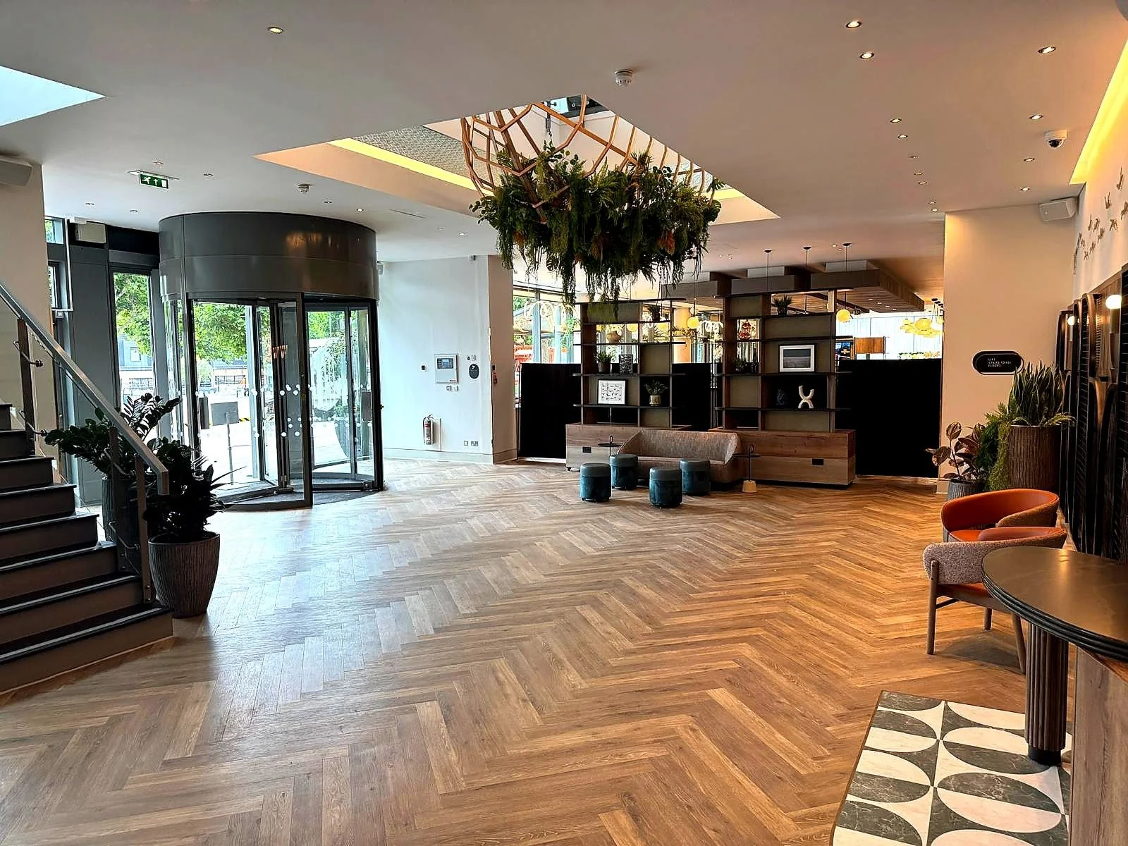 Crowne Plaza London Docklands refurb fit out Medlock Frb full lobby view