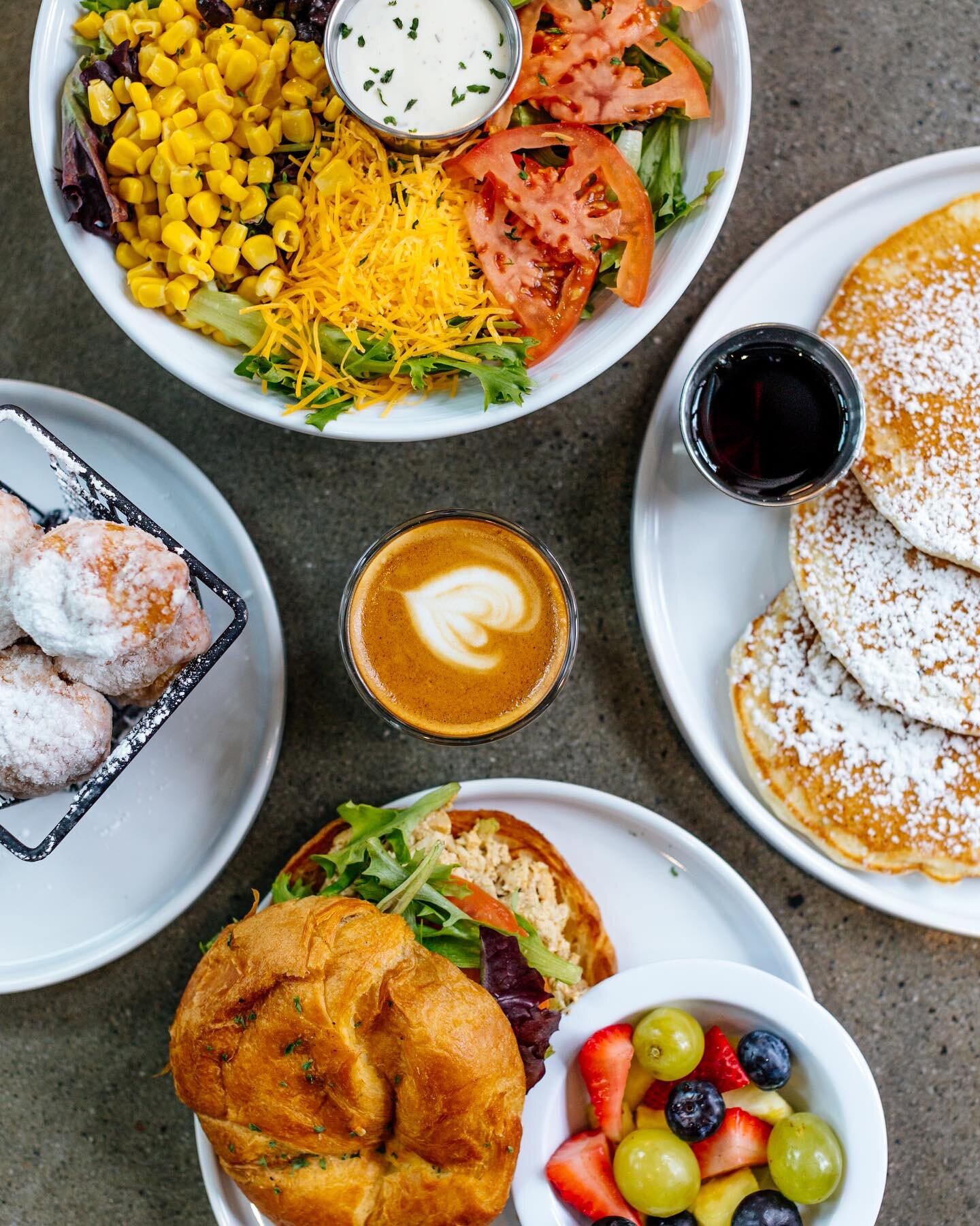 Make your brunch dreams a reality at The Nest Cafe! So many extraordinary options and outdoor seating makes for the perfect dining experience.

#TheNestCafe #breakfast #brunch #lunch #outdoordining #patioweather #crabapplemarketga #miltonga #heartofm