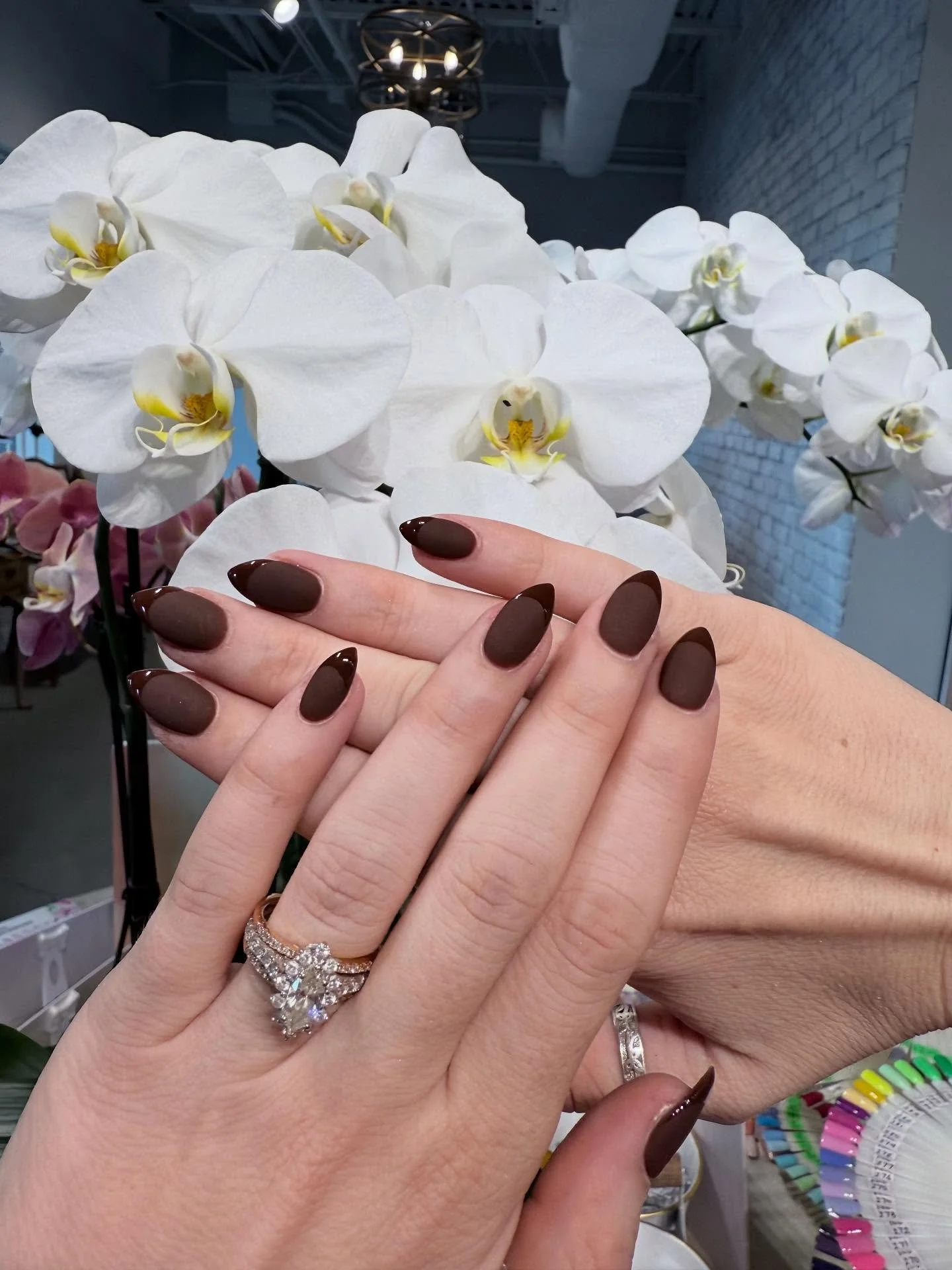 Is it time for some self-care? Update your nails for Fall at @simplyblissnails_milton!

#nails #nailsalon #selfcare #manipedi #crabapplemarketga #crabapple #crabapplemarket #miltonga