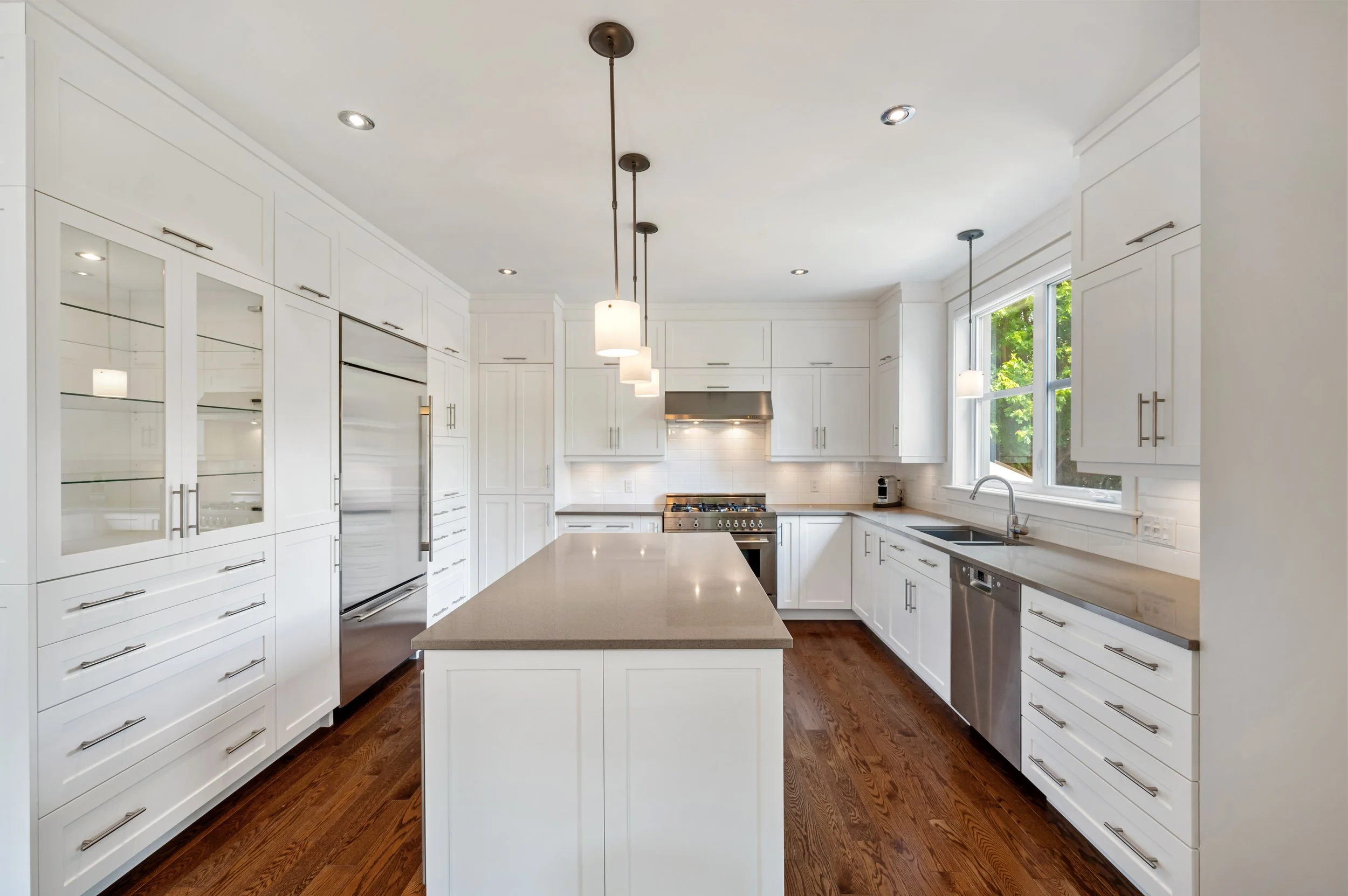 12_723 Rue des Passerins, Mont-Saint-Hilaire, QC.jpg