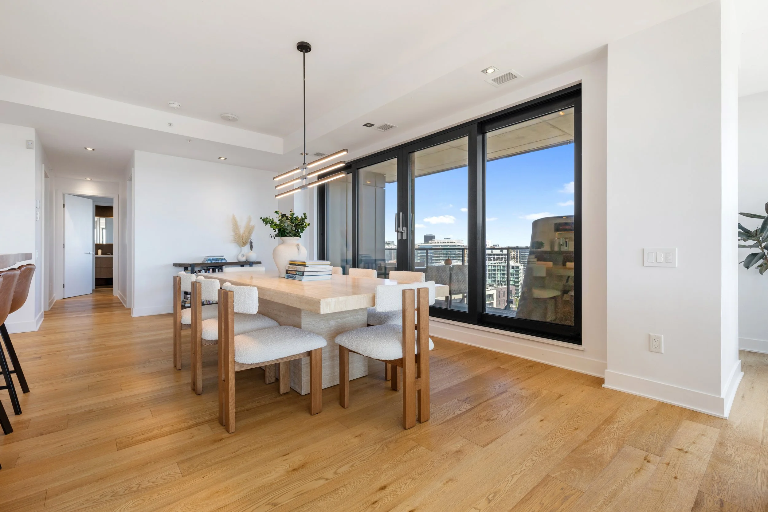 11_1458 Rue des Bassins, Montréal, QC.jpg