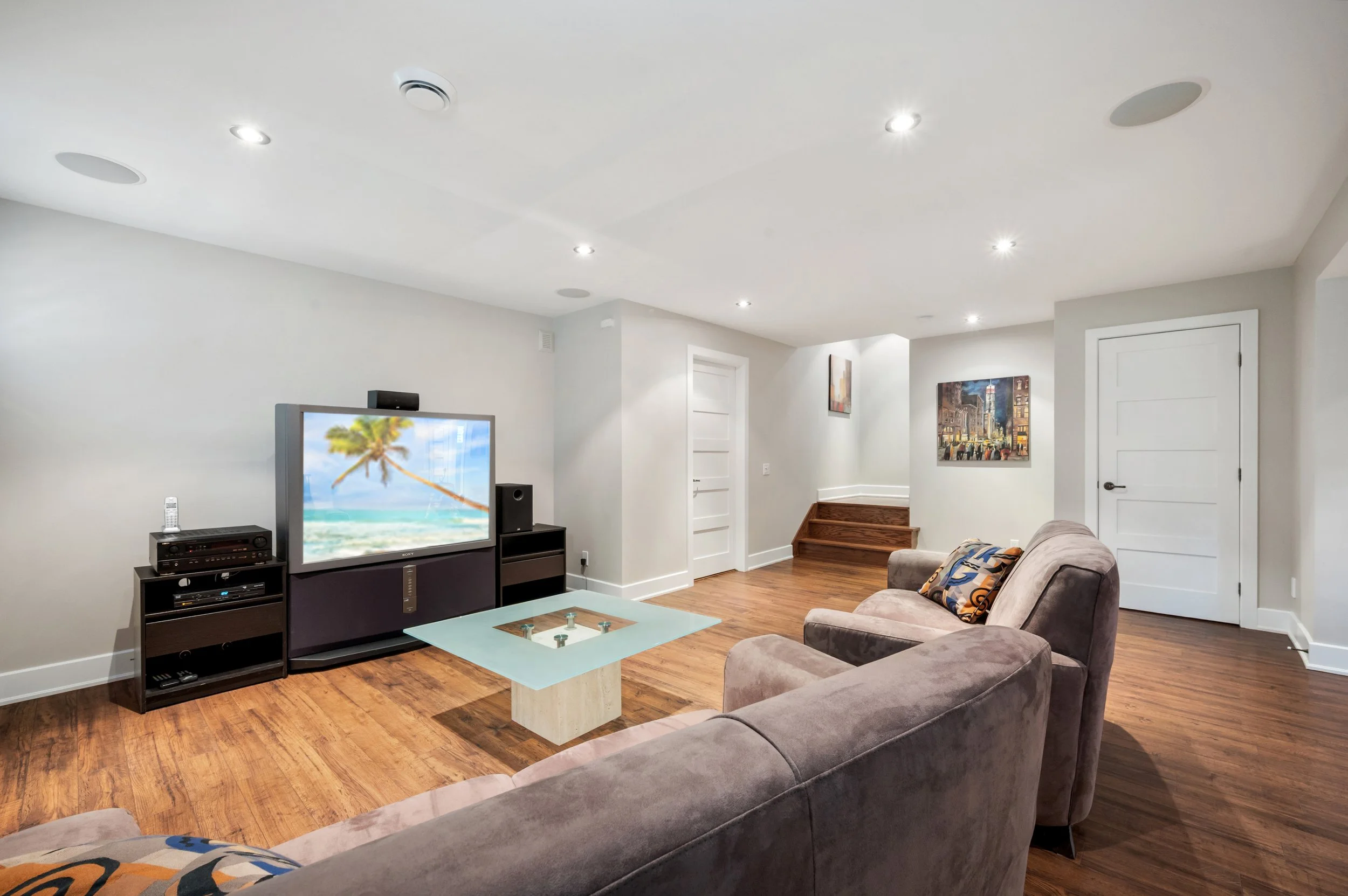 36_723 Rue des Passerins, Mont-Saint-Hilaire, QC.jpg