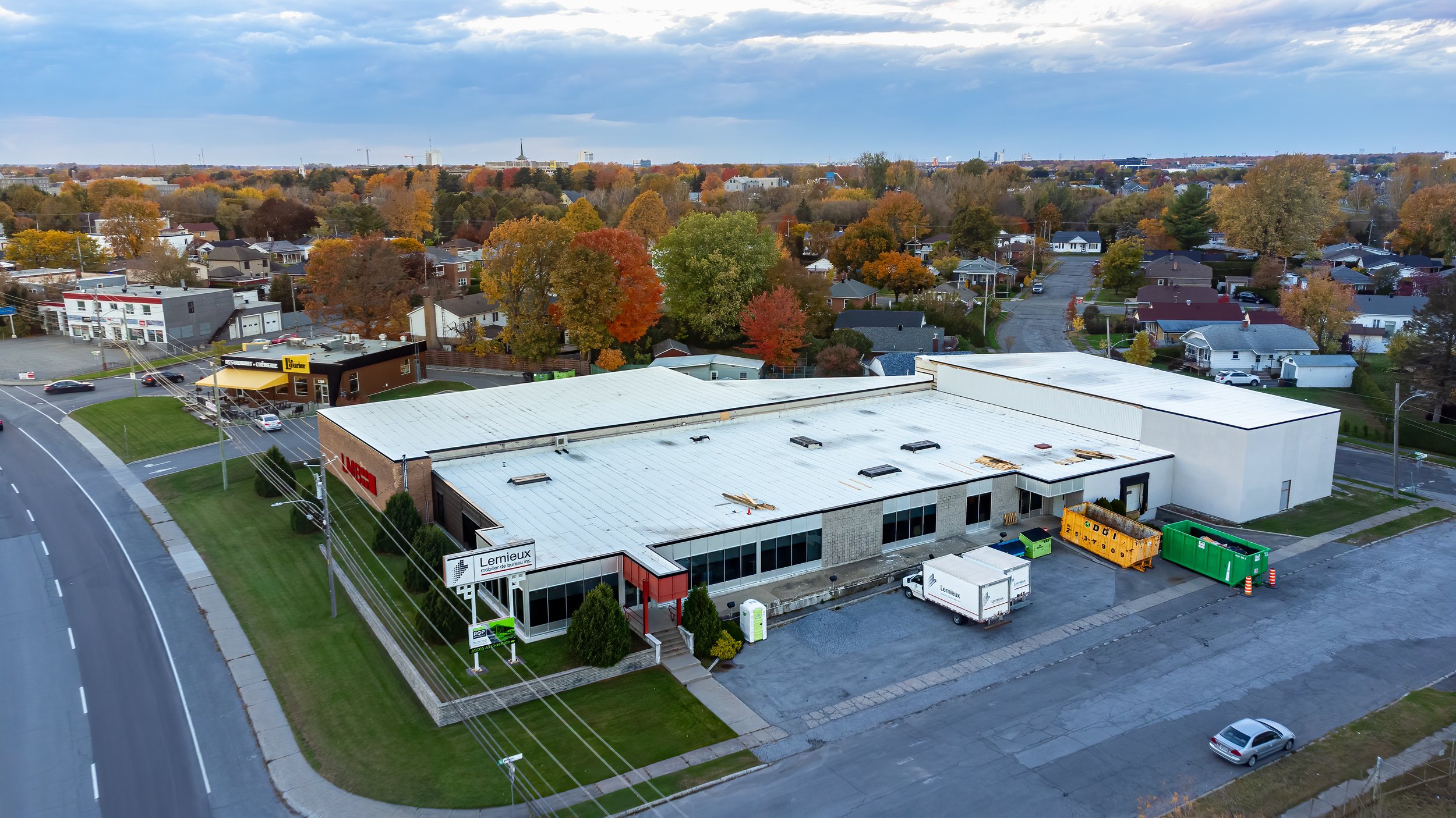 Photo-publicitaire-toiture-Saint-Hyacinthe