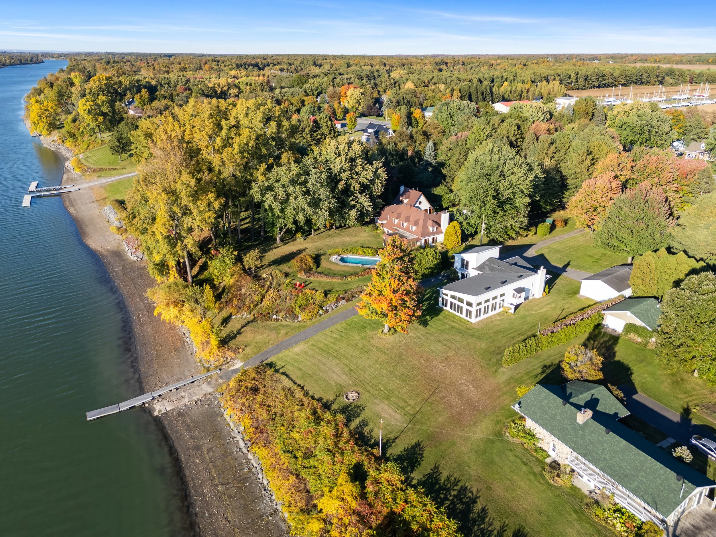 14_1924 Chem. des Patriotes, Saint-Ours, QC.jpg