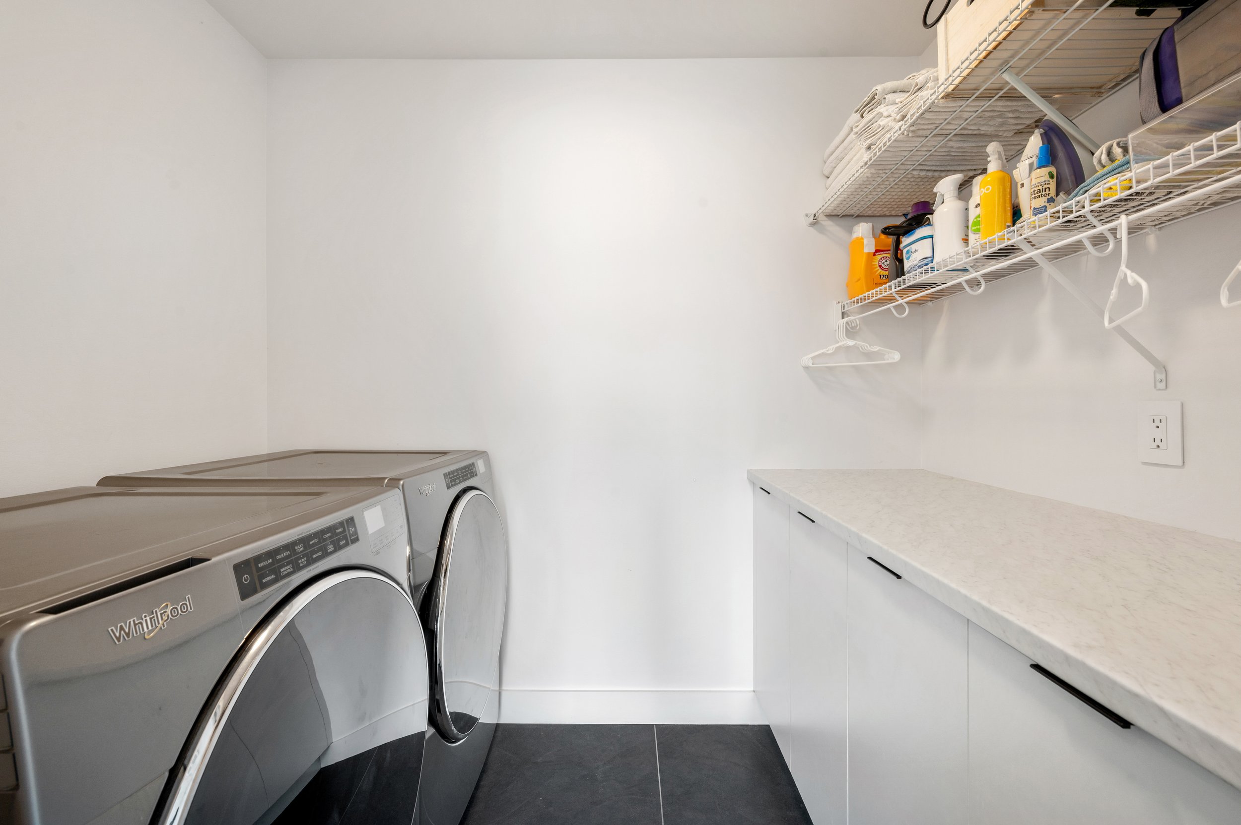 21_494 Rue des Groseillers, Otterburn Park, QC.jpg