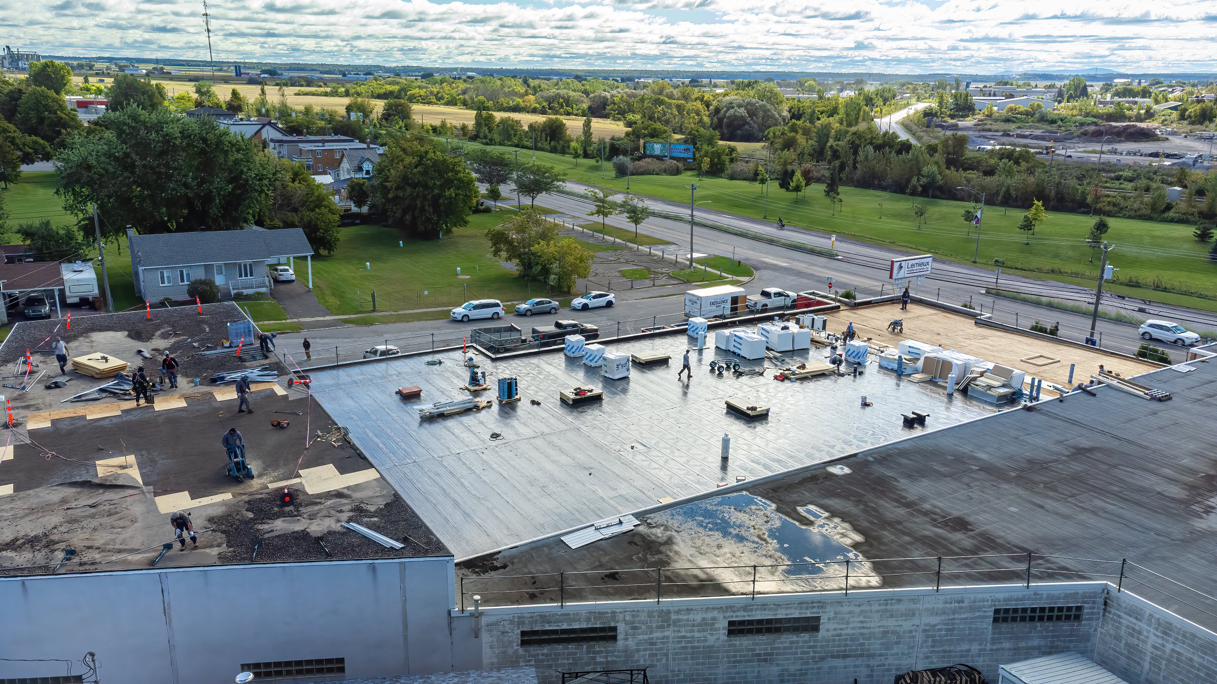 Video-reels-chantier-entrepreneur-general-Saint-Hyacinthe-toiture
